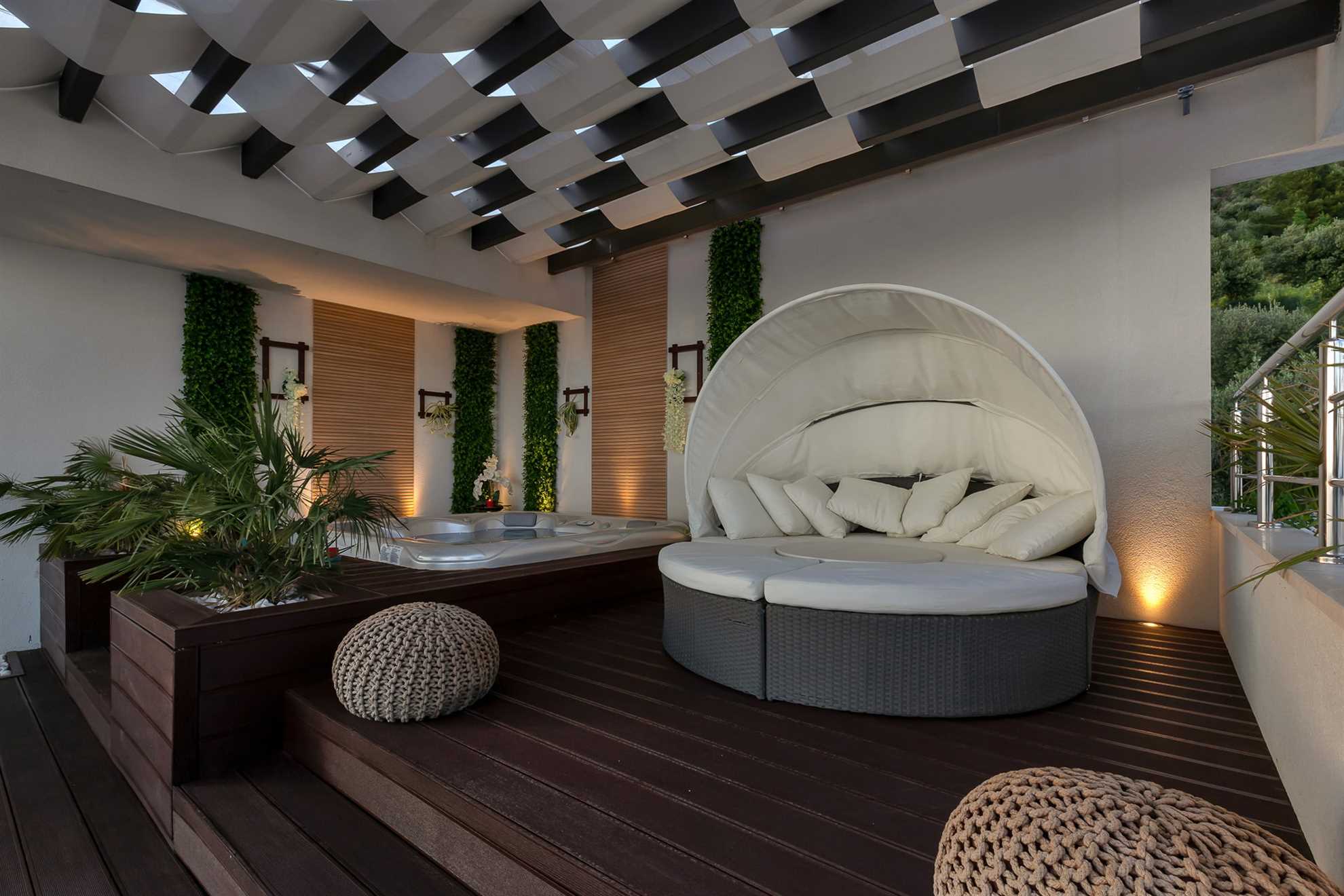 Luxury Villa Vision with Pool