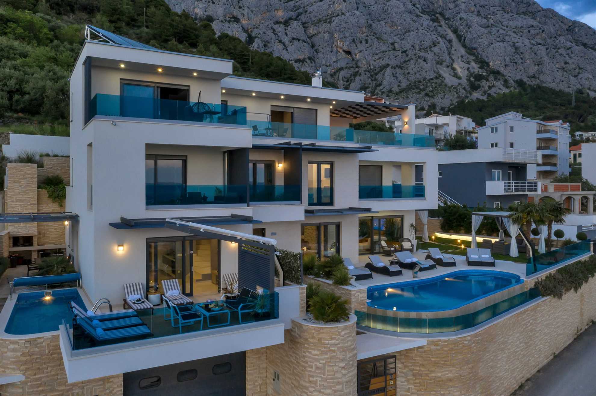Luxury Villa Grand Vision with Pool