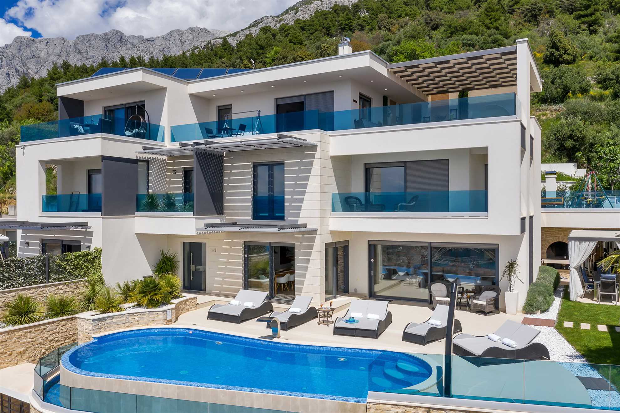 Luxury Villa Grand Vision with Pool
