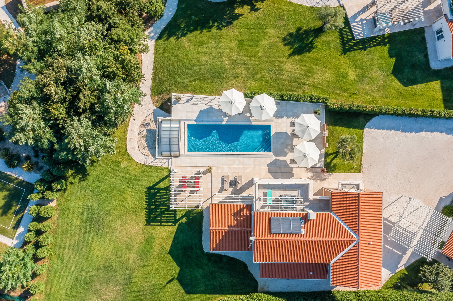 Villa Energy White with Pool