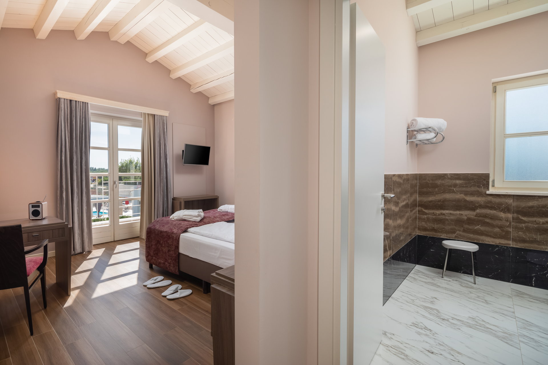 Villa Energy White with Pool