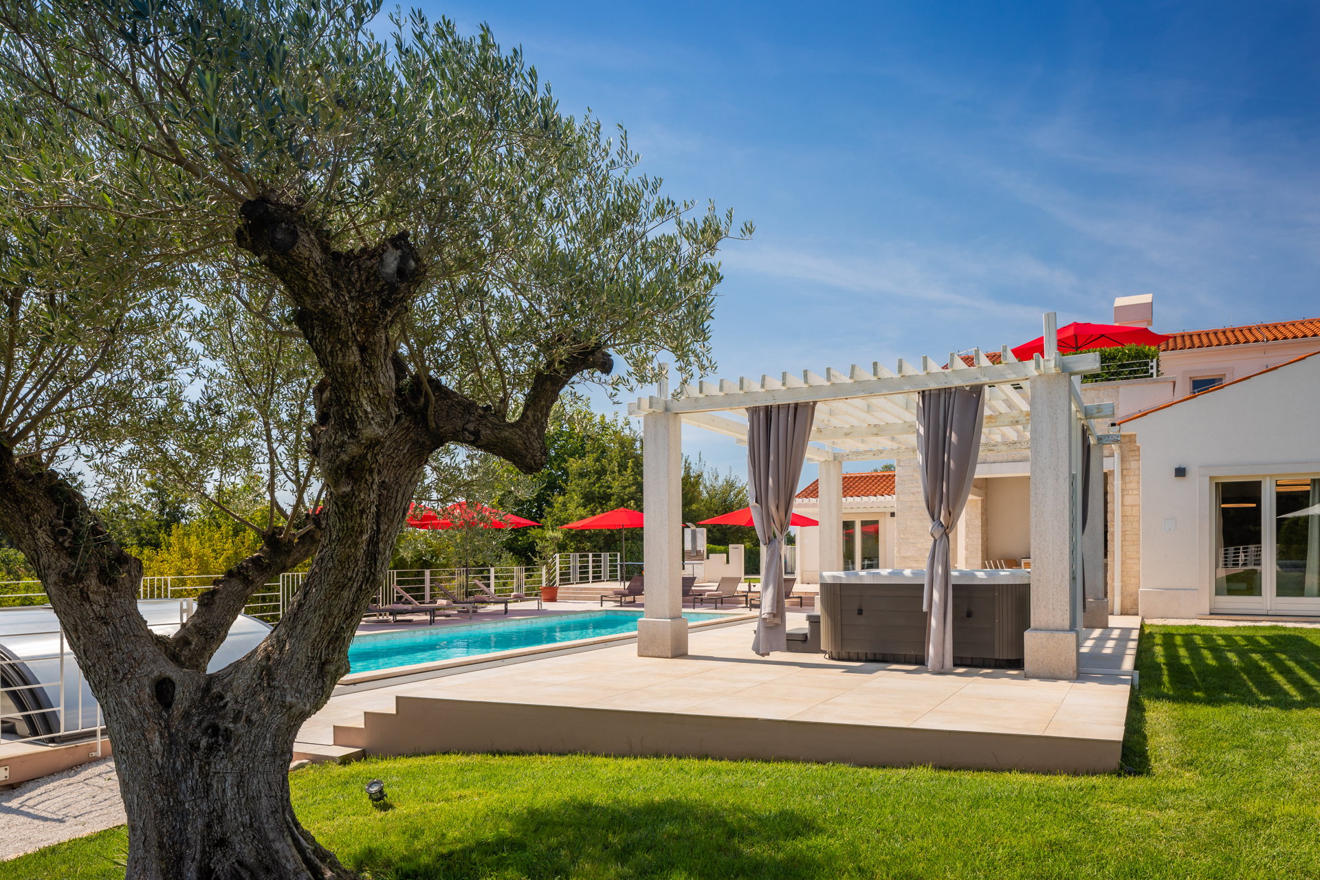 Villa Energy Gold with Pool