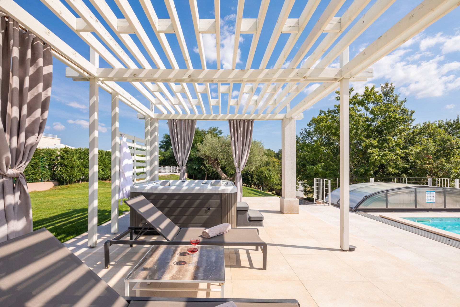 Villa Energy Gold with Pool
