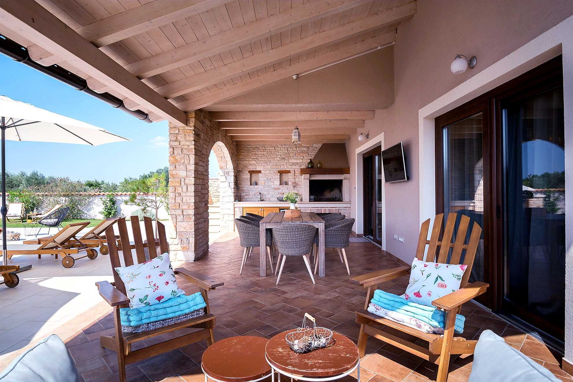 Villa Ambienta with Heated Pool