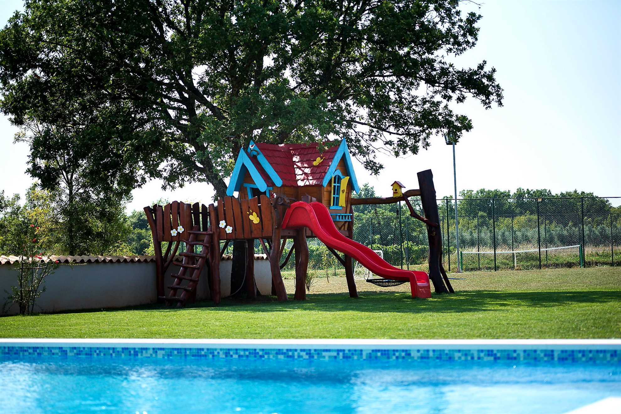 Villa Ambienta with Heated Pool