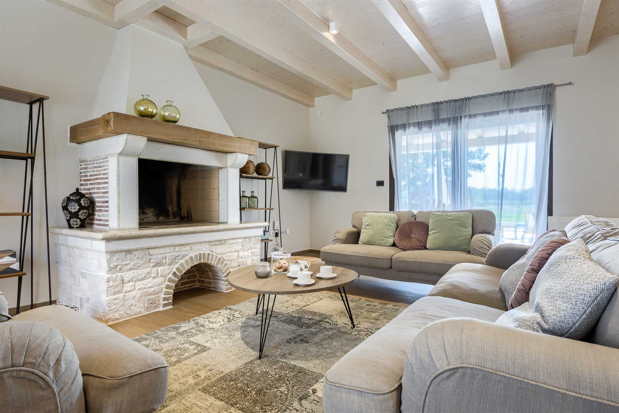 Villa Ambienta with Heated Pool