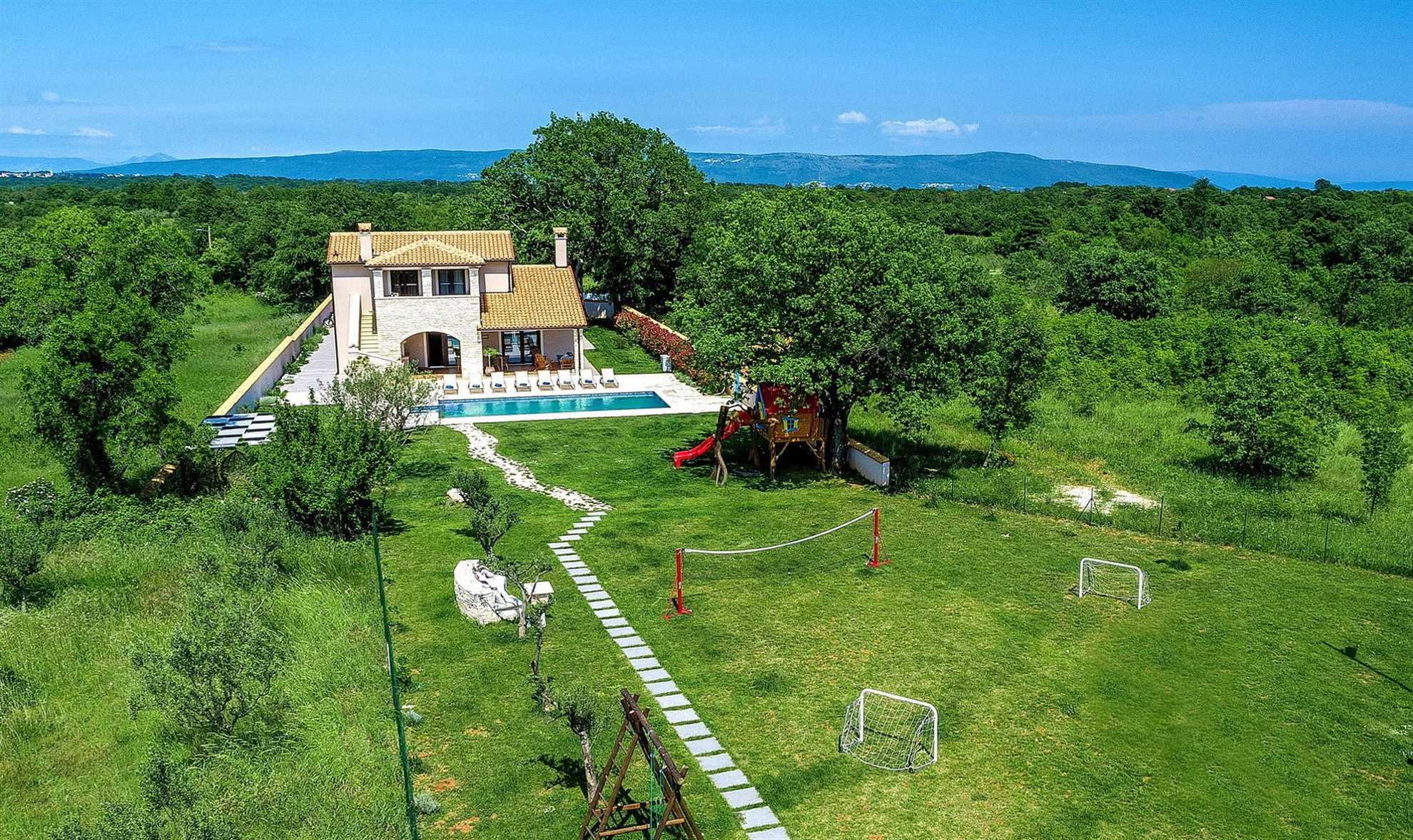 Villa Ambienta with Heated Pool