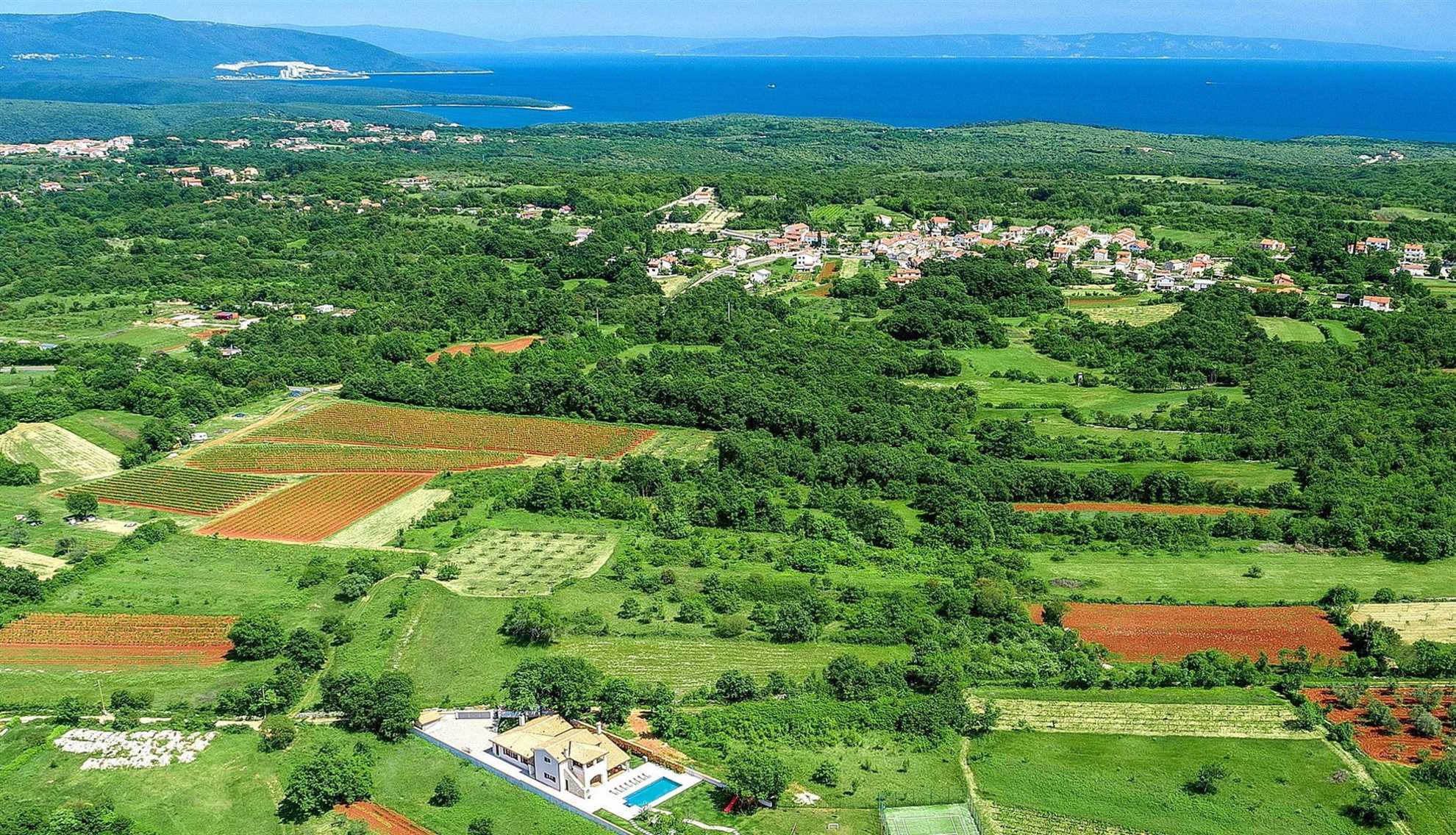 Villa Ambienta with Heated Pool