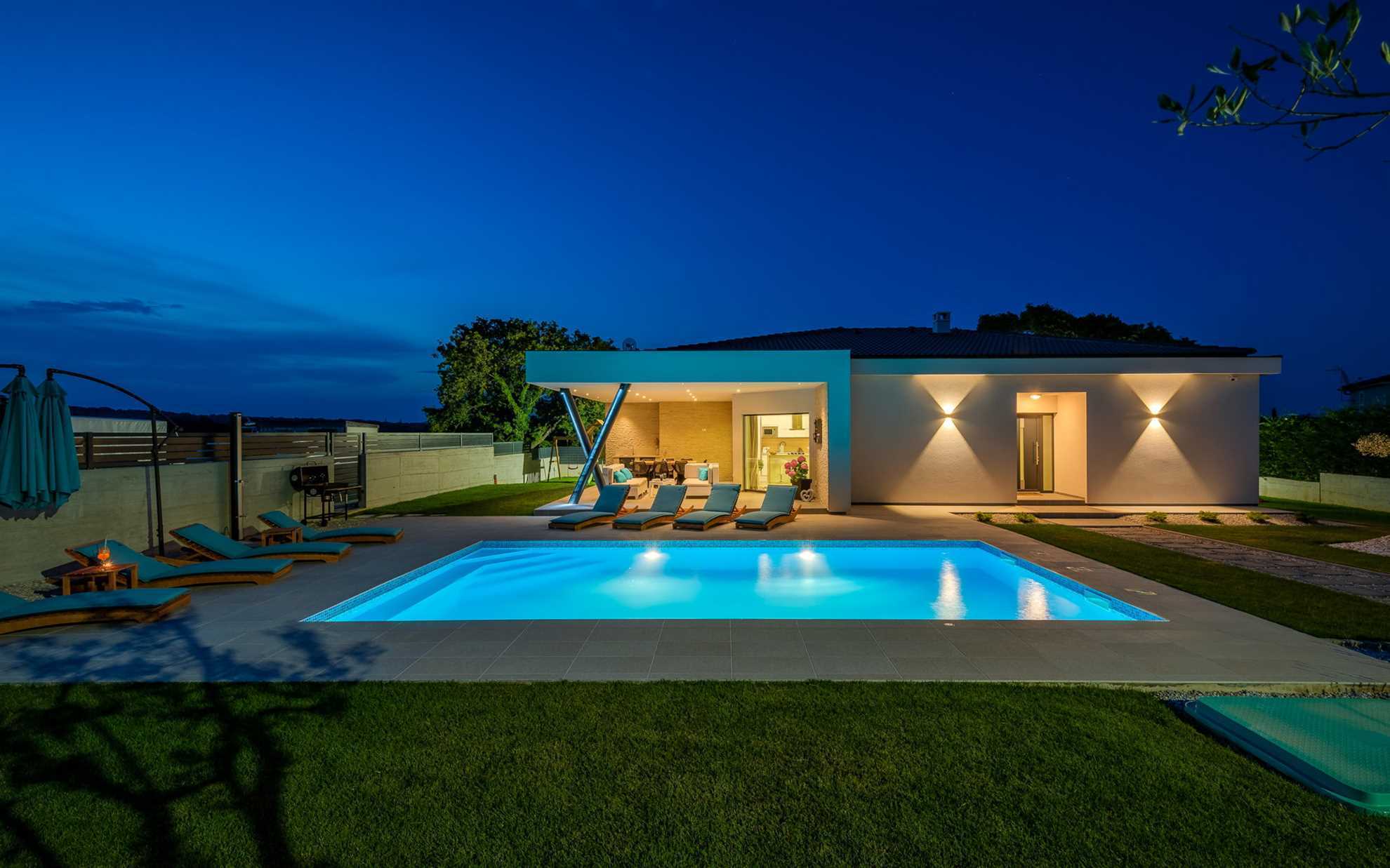Villa Bambina with Heated Pool