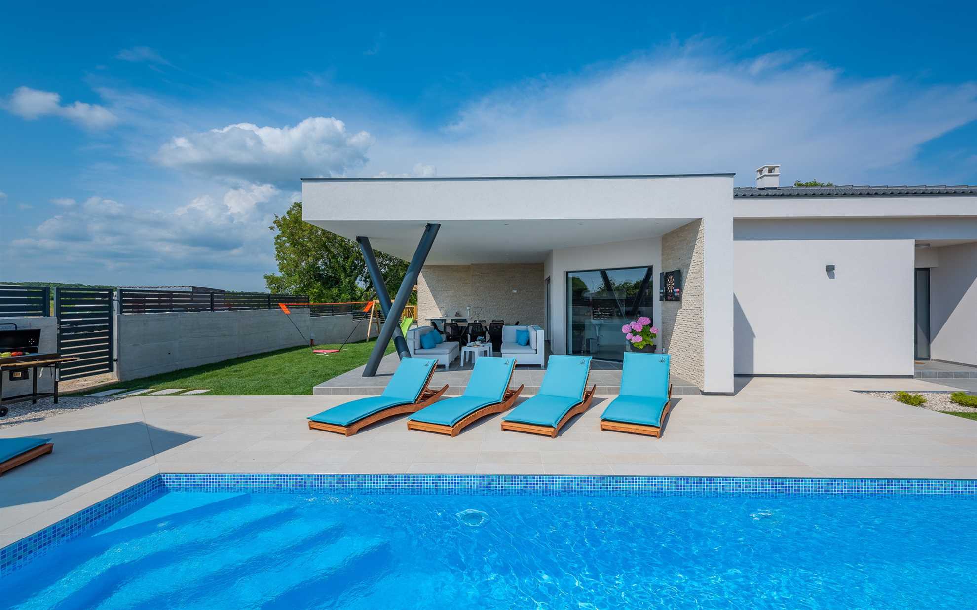 Villa Bambina with Heated Pool