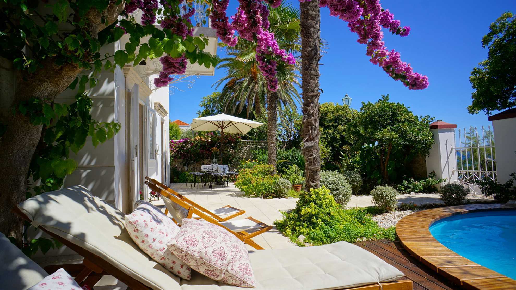 Beachfront Villa Domestic with Pool