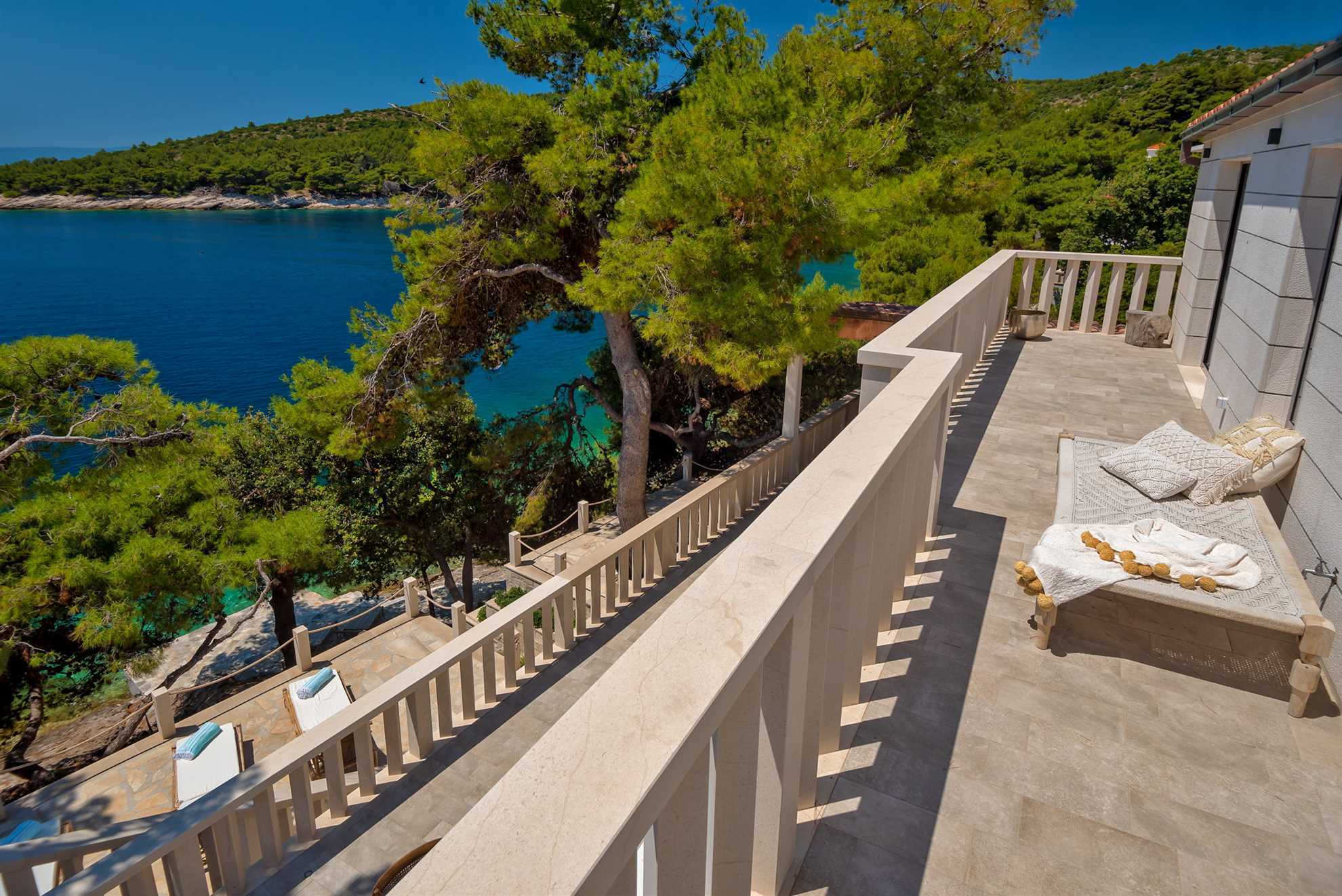 Luxury Villa Dreamcatcher with Infinity Pool