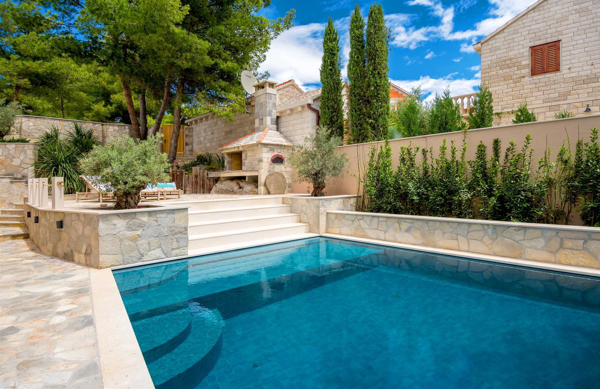 Luxury Villa Dreamcatcher with Infinity Pool