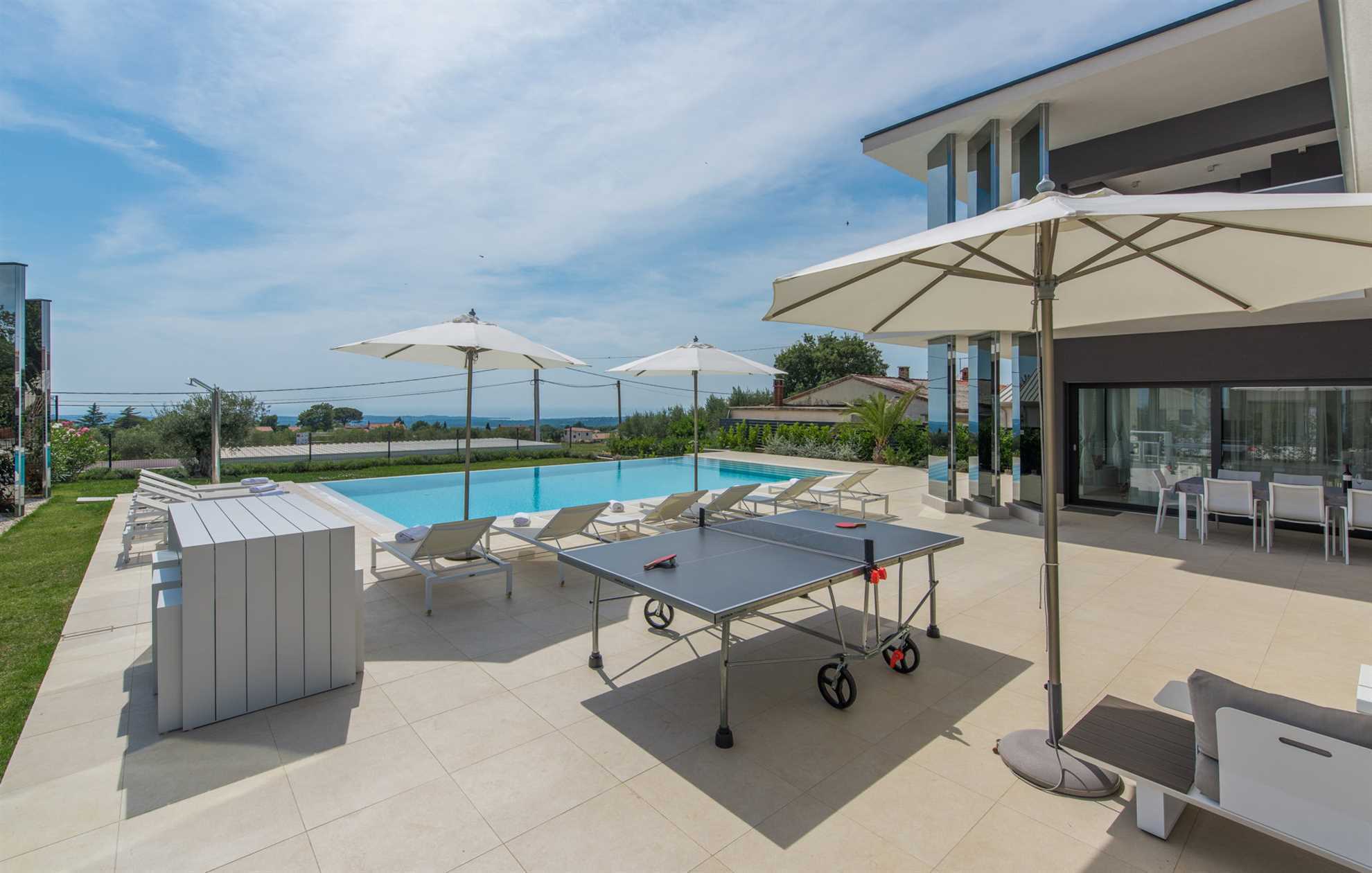 Luxury Villa Titanium with Pool