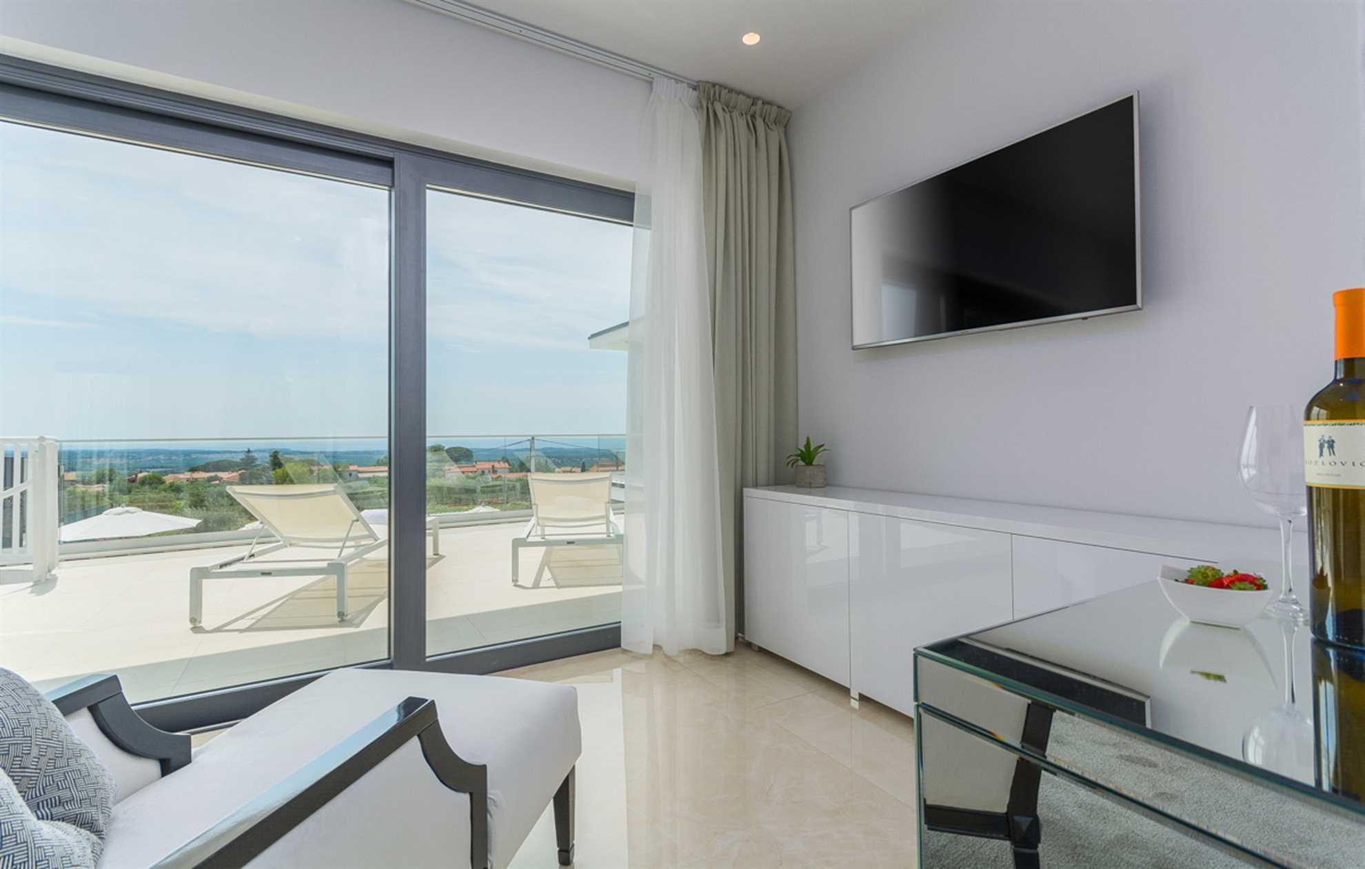Luxury Villa Titanium with Pool