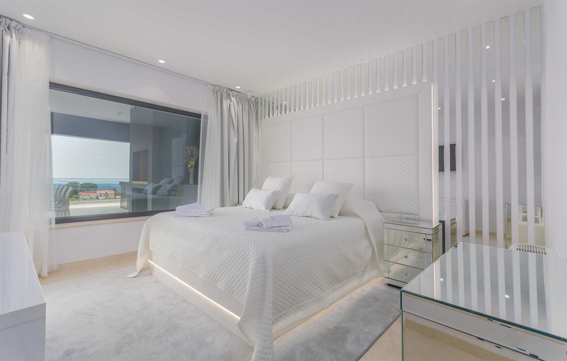 Luxury Villa Titanium with Pool