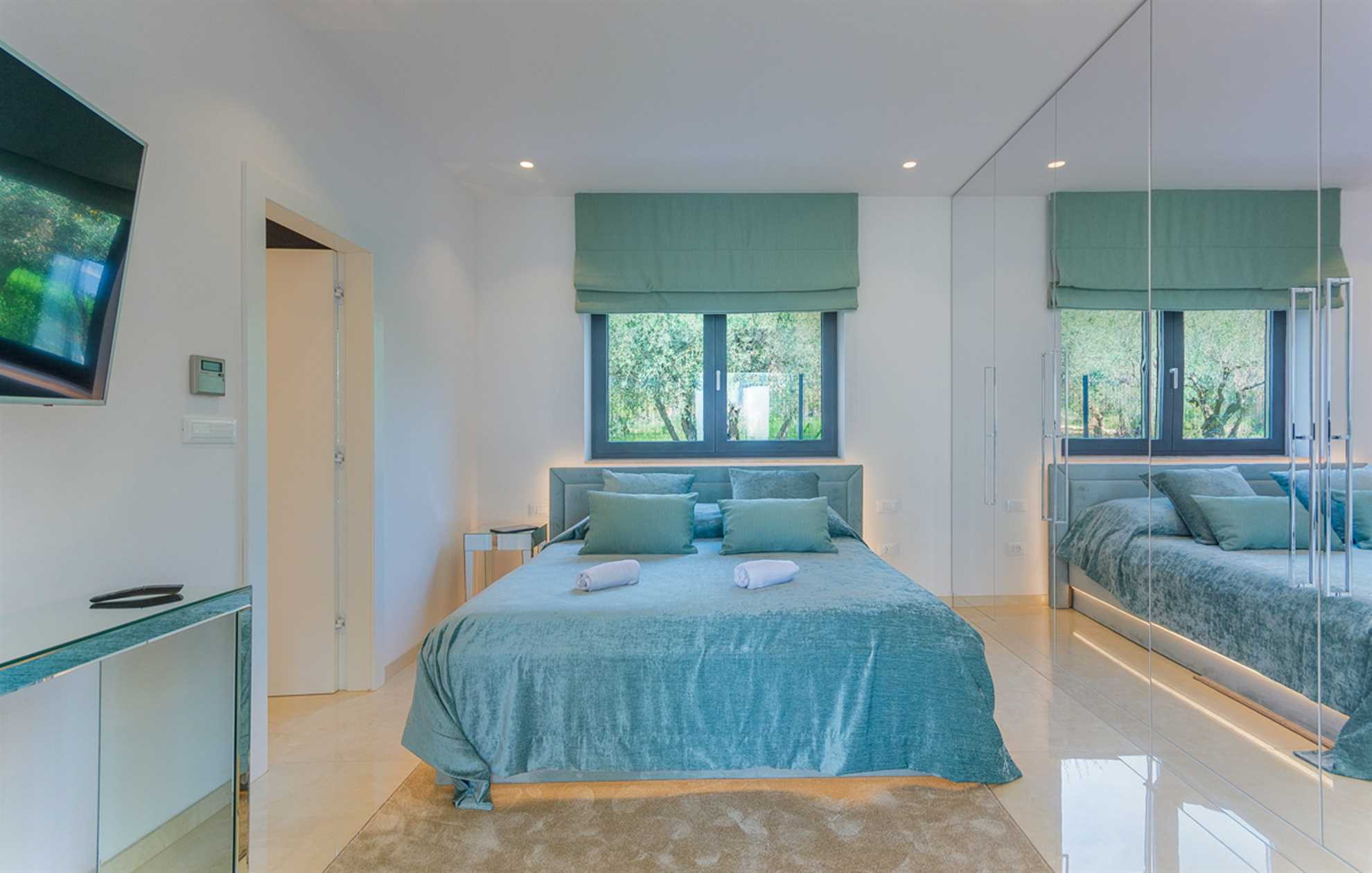 Luxury Villa Titanium with Pool
