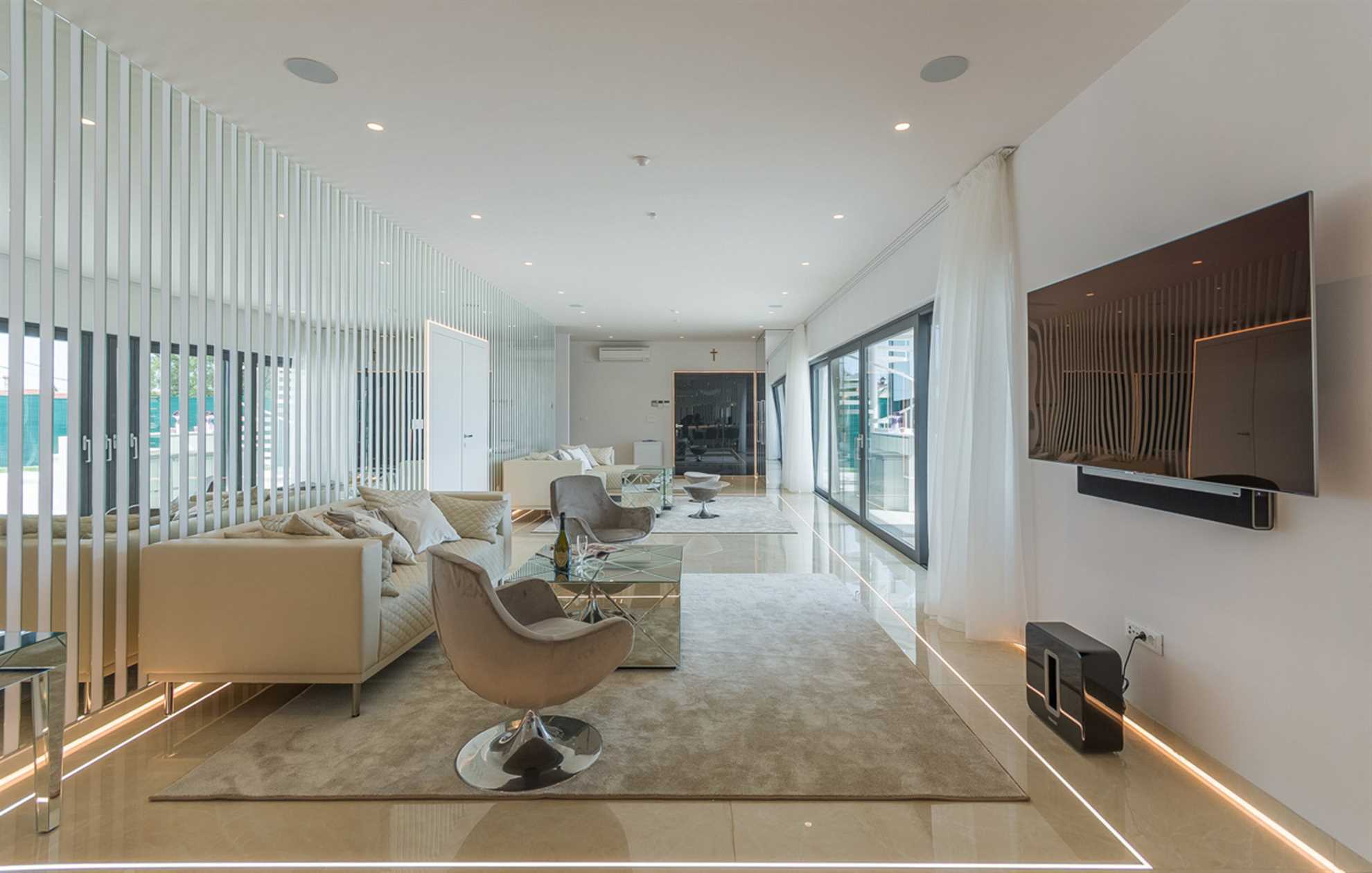 Luxury Villa Titanium with Pool