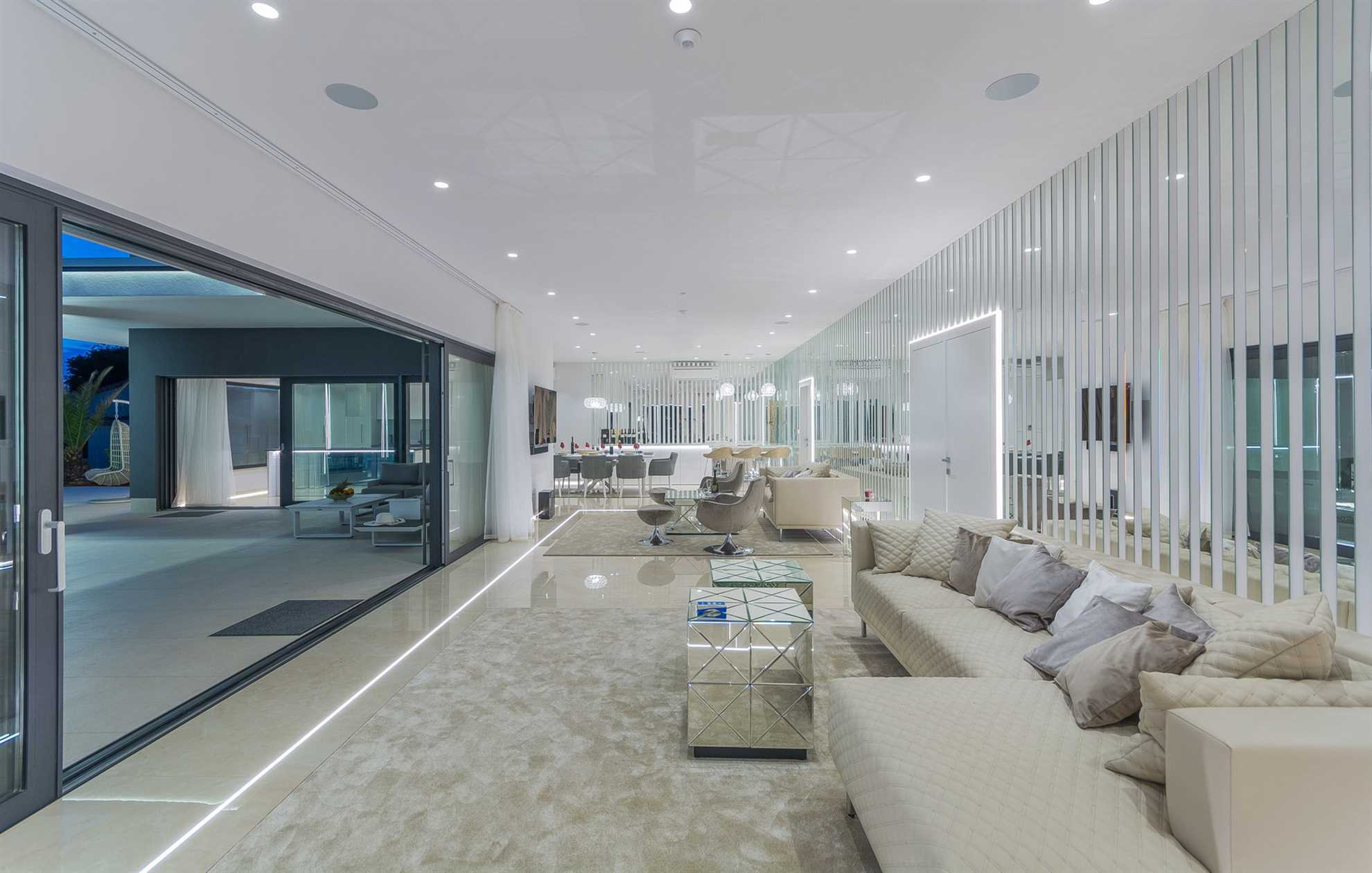 Luxury Villa Titanium with Pool