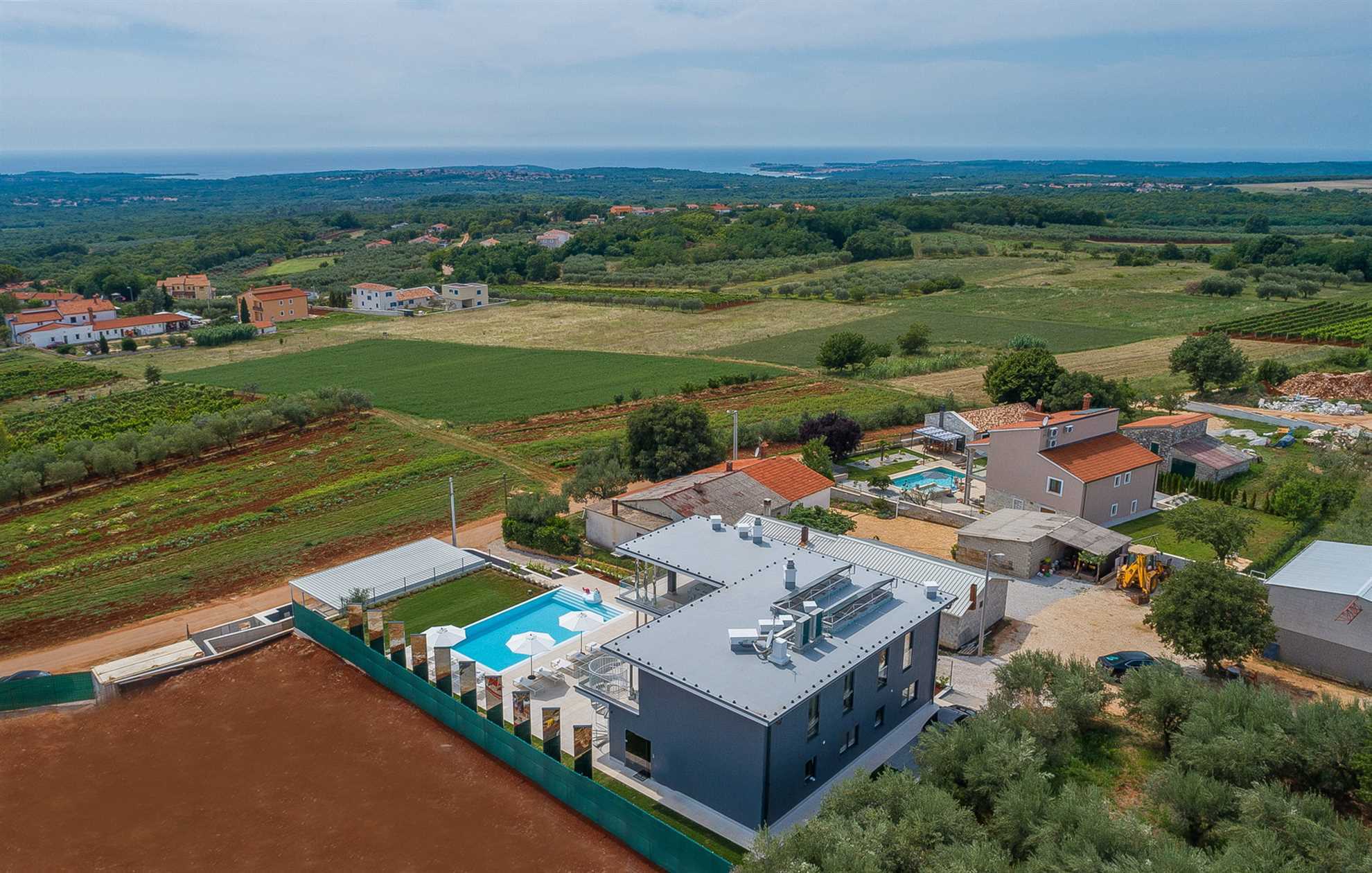Luxury Villa Titanium with Pool