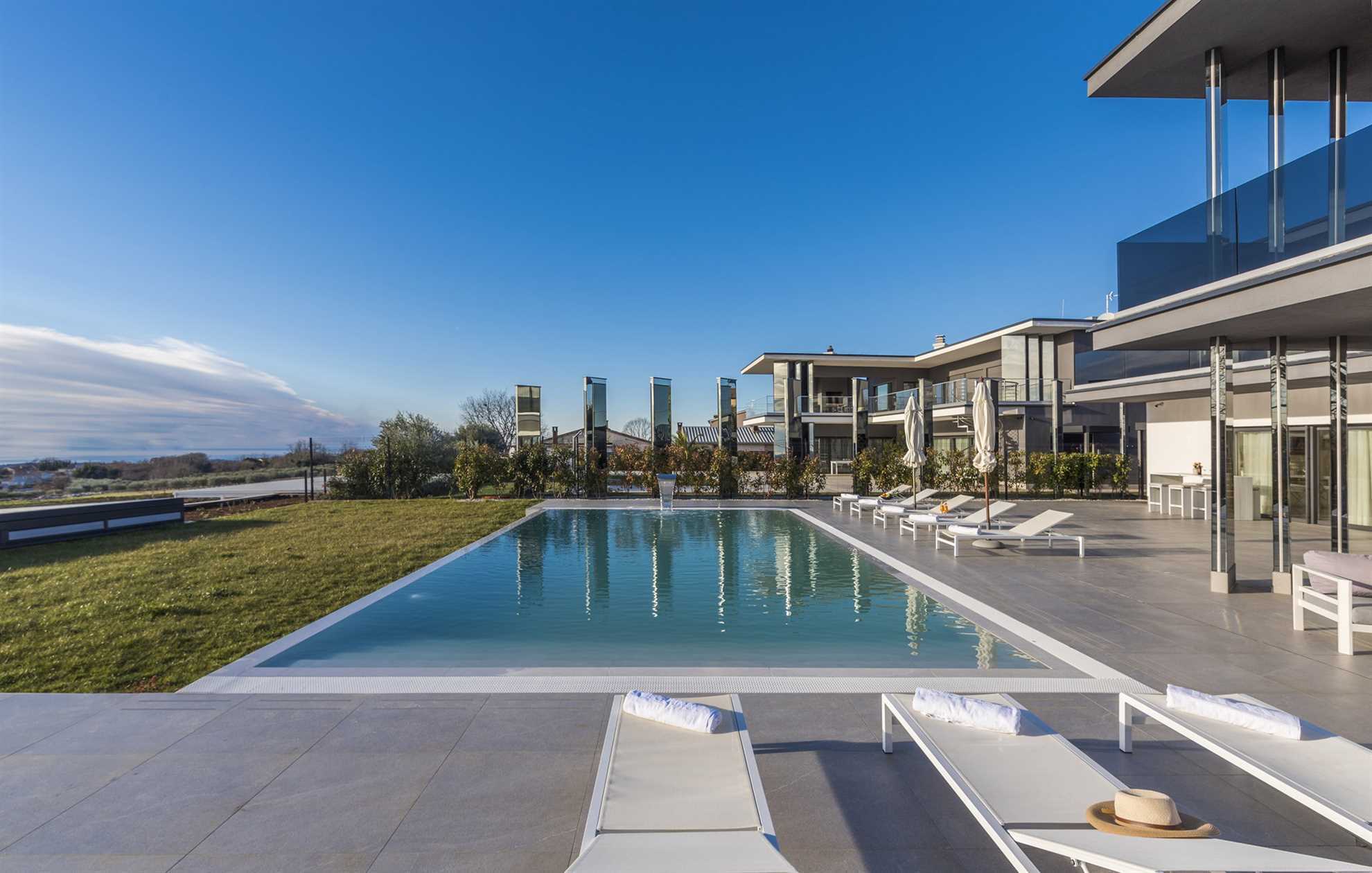 Luxury Villa Aurum with Pool