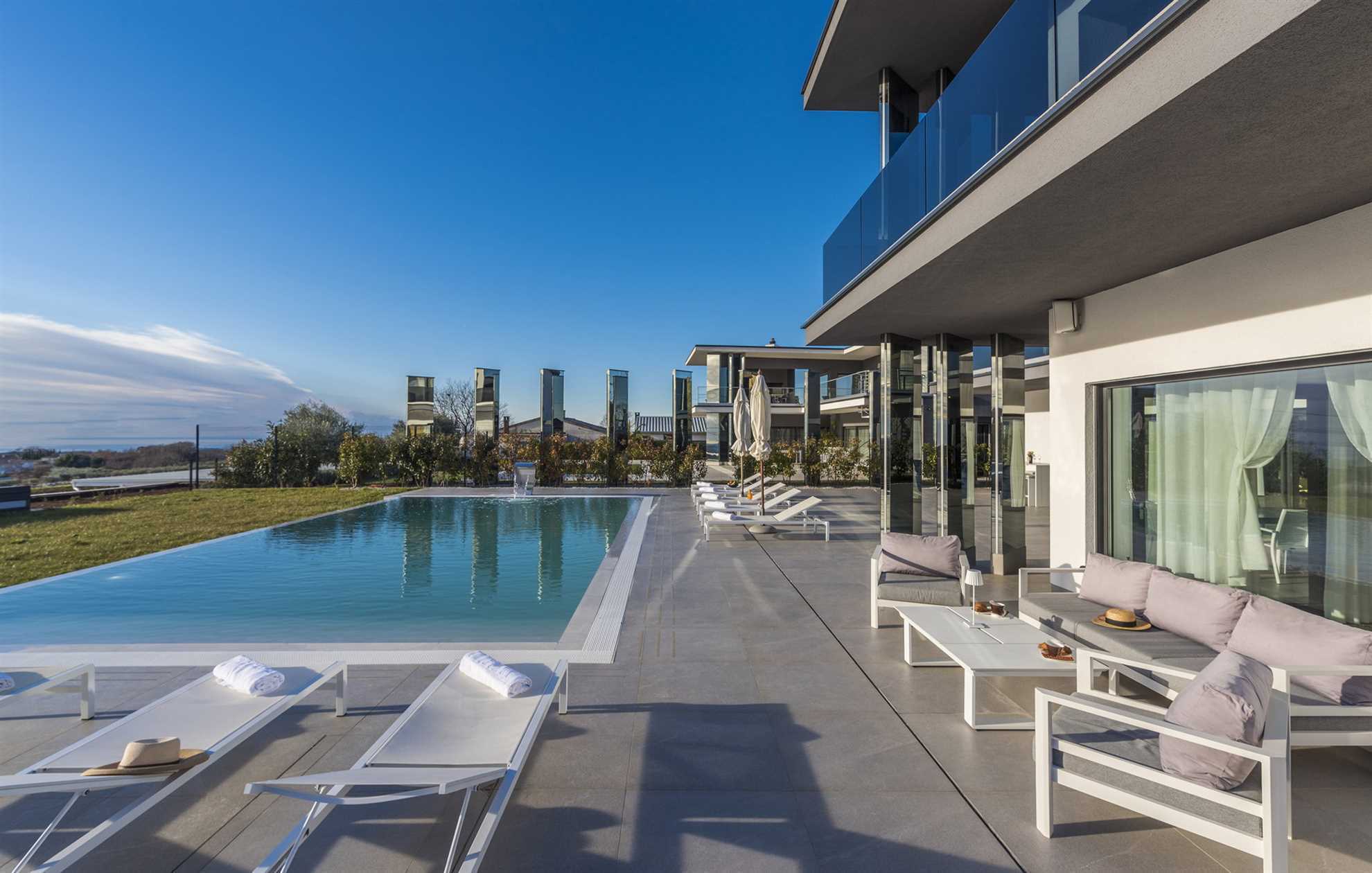 Luxury Villa Aurum with Pool