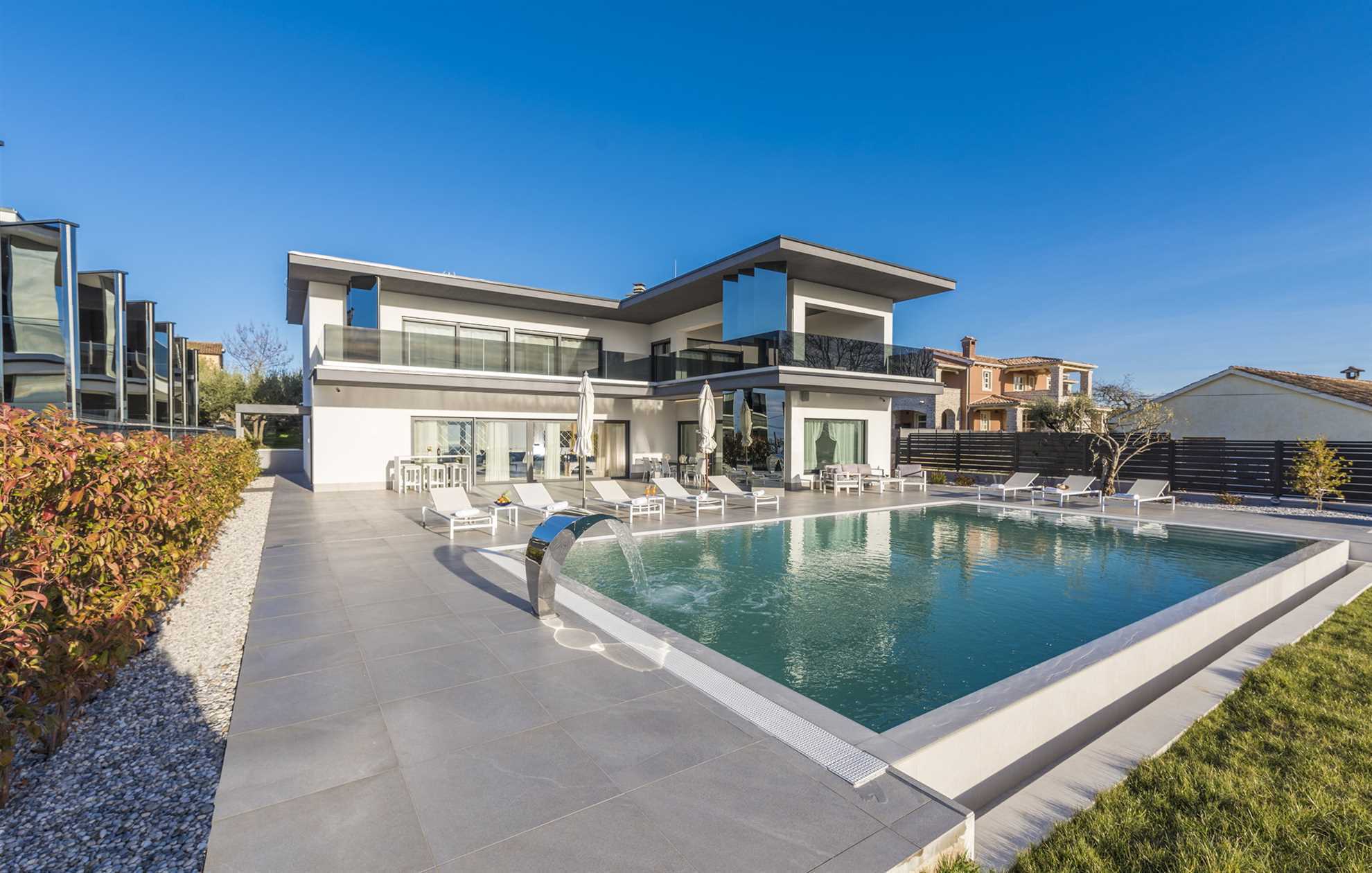 Luxury Villa Aurum with Pool