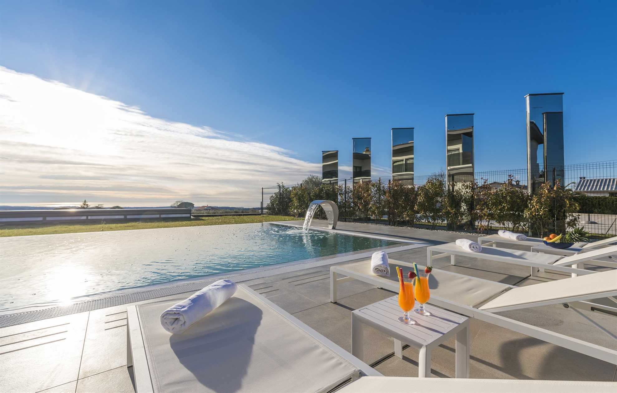 Luxury Villa Aurum with Pool