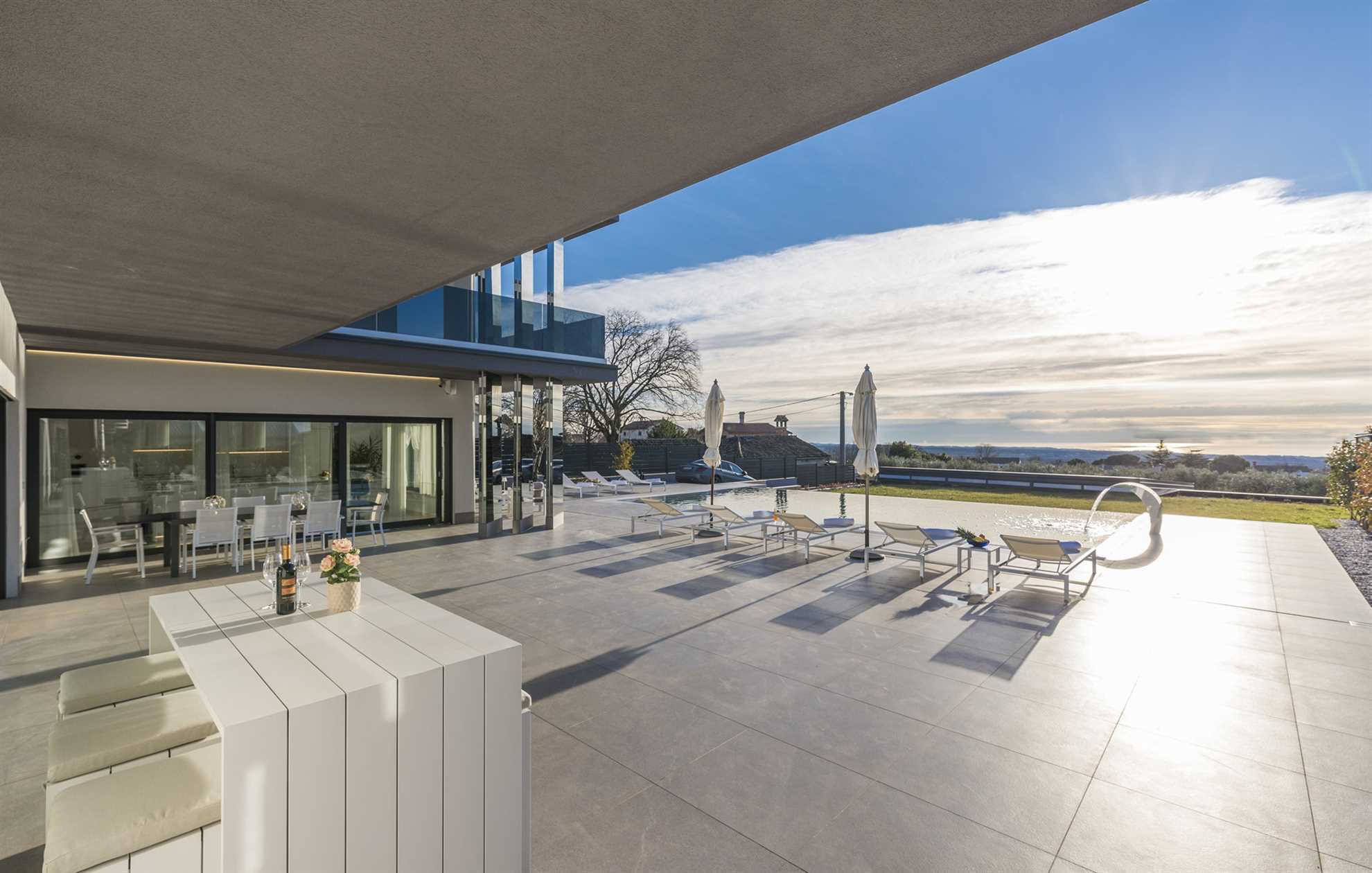 Luxury Villa Aurum with Pool