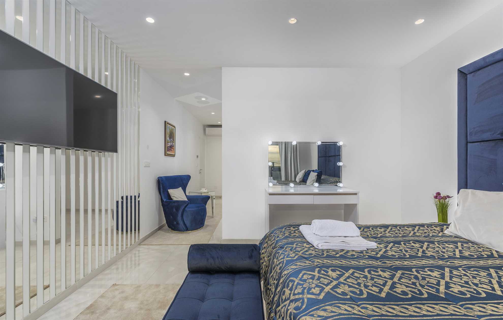 Luxury Villa Aurum with Pool