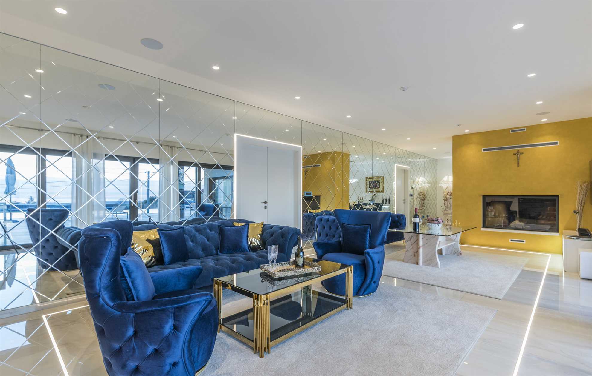 Luxury Villa Aurum with Pool
