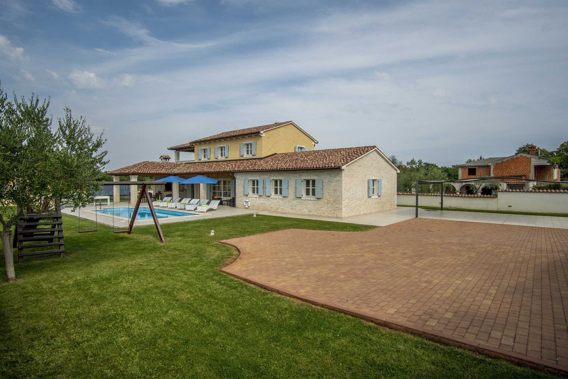 Holiday Home Tranquil with Pool