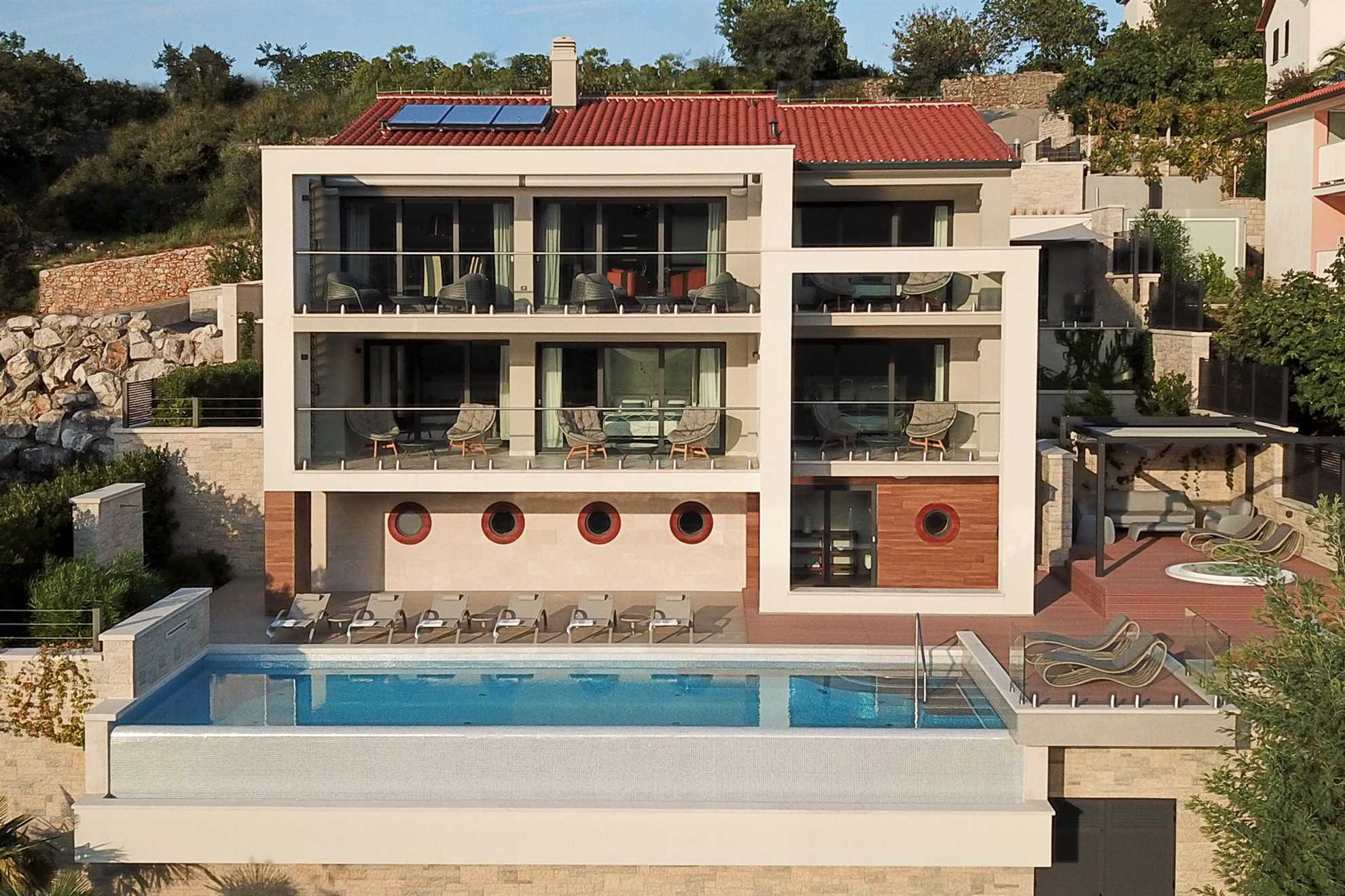 Luxury Villa Majestic with Pool