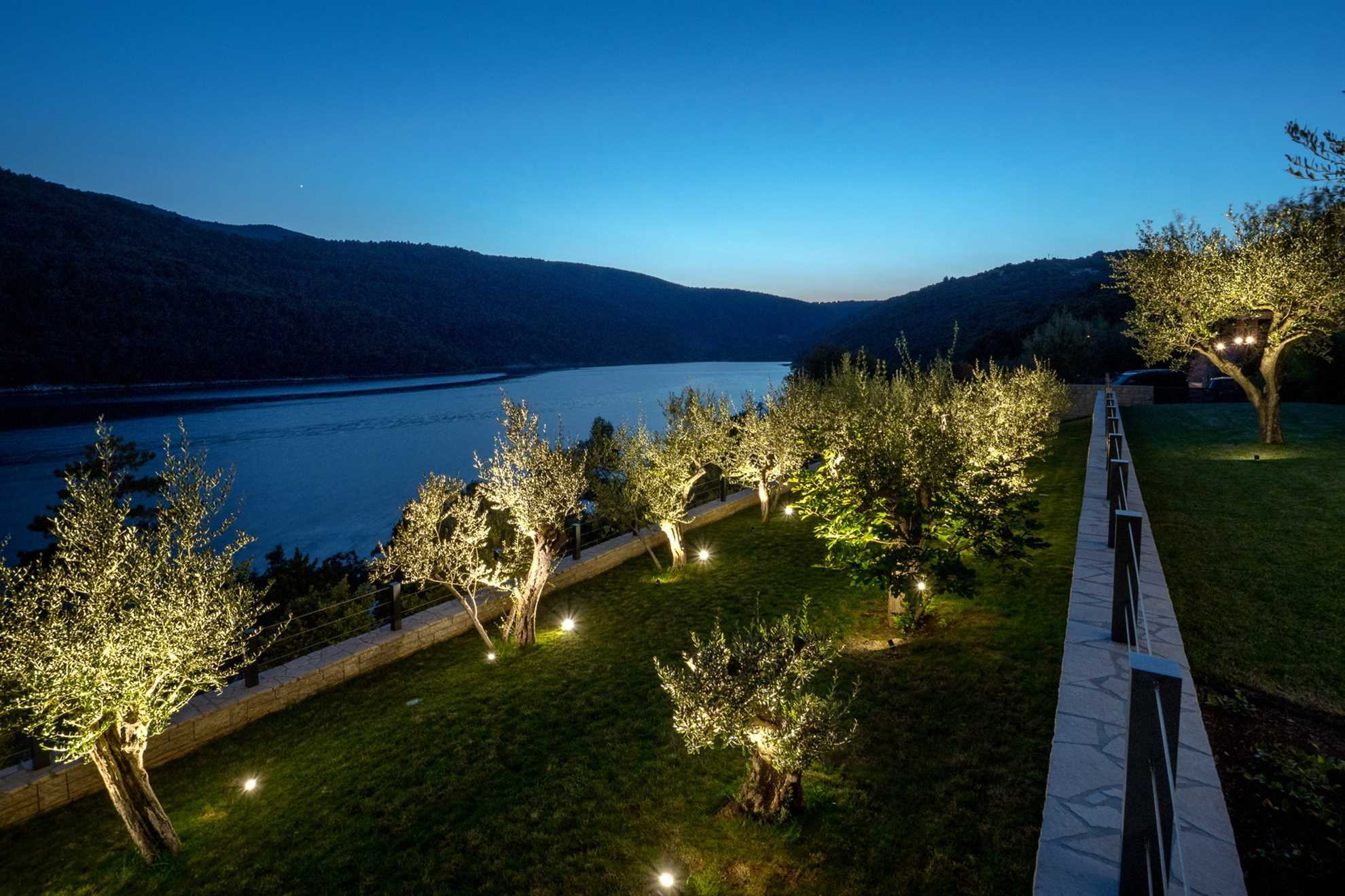 Luxury Villa Majestic with Pool
