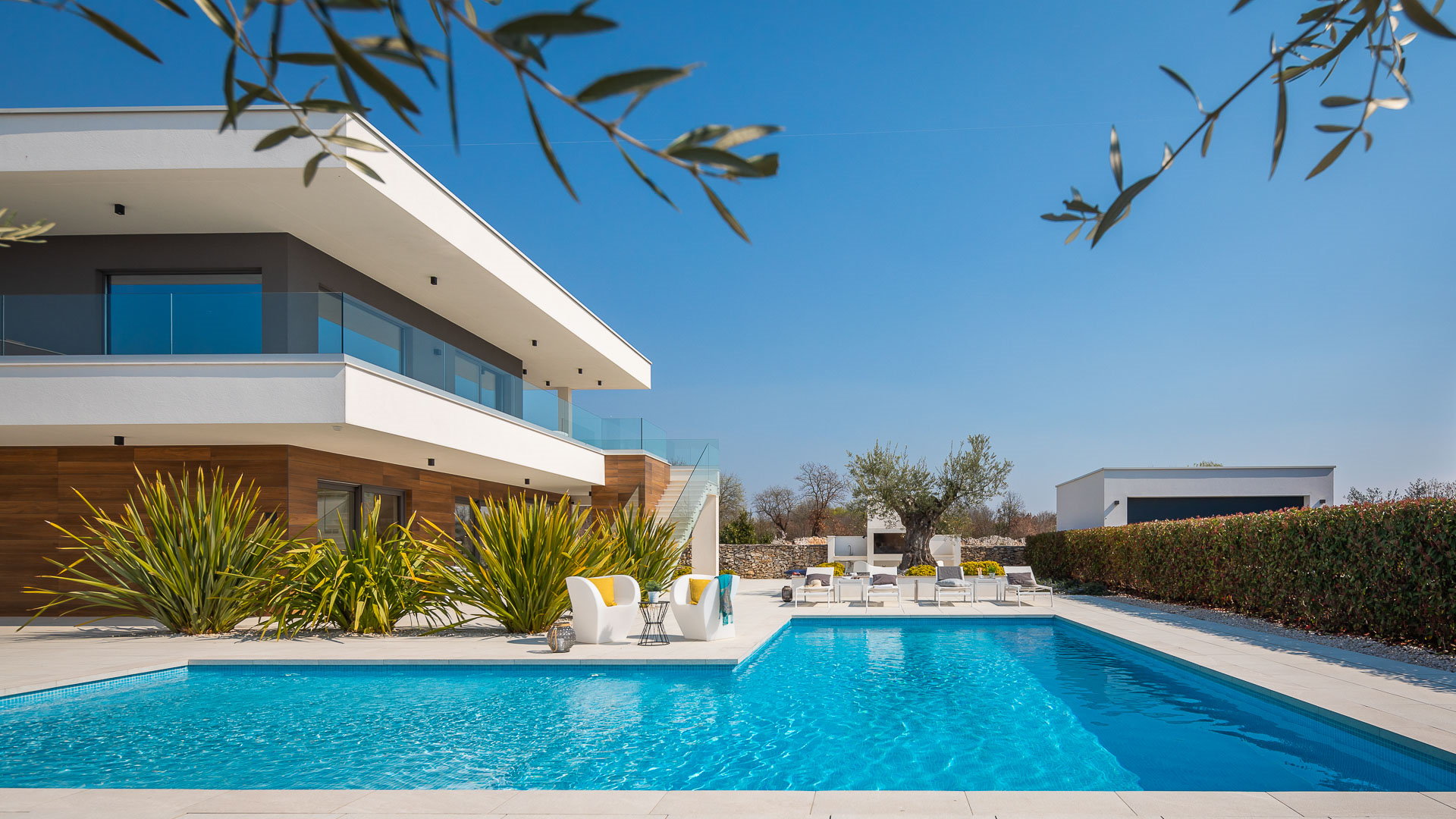 Villa Old Olive Settima with Pool