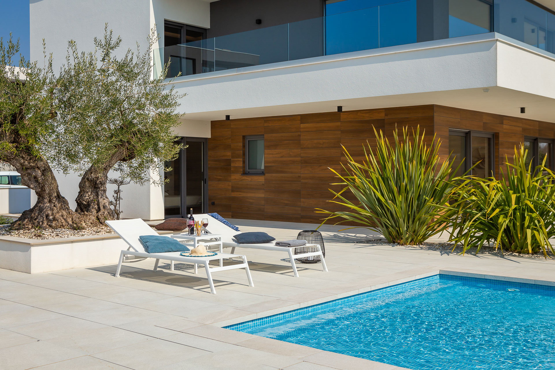 Villa Old Olive Settima with Pool