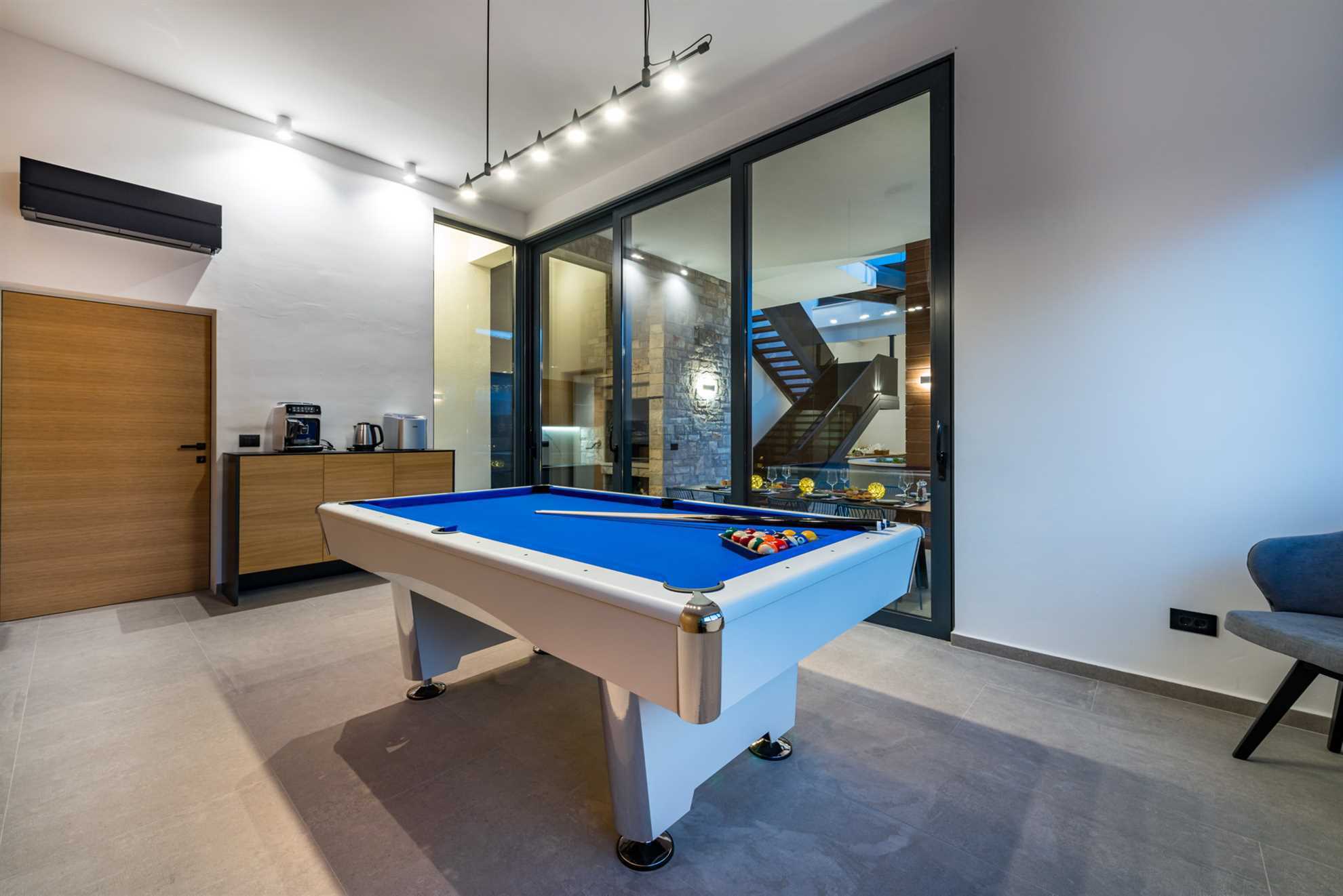 Luxury Villa Emotha with Pool