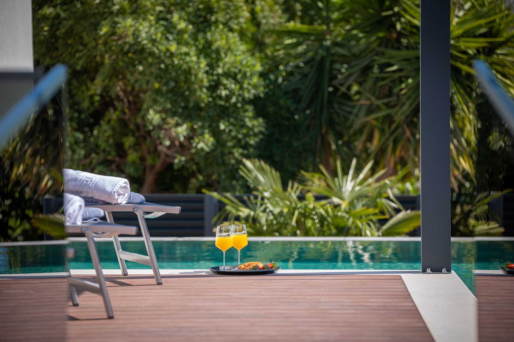 Luxury Villa Emotha with Pool