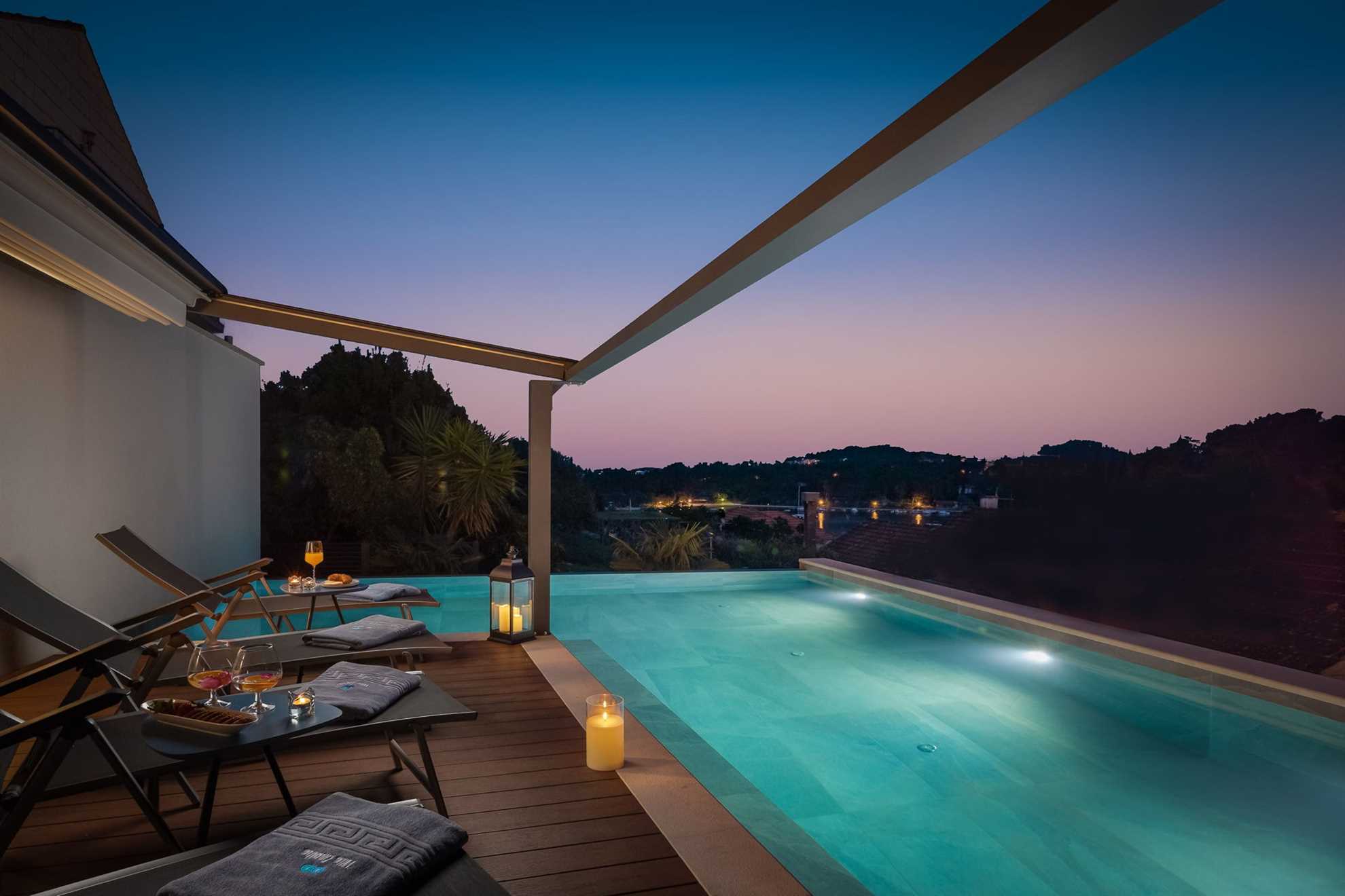 Luxury Villa Emotha with Pool
