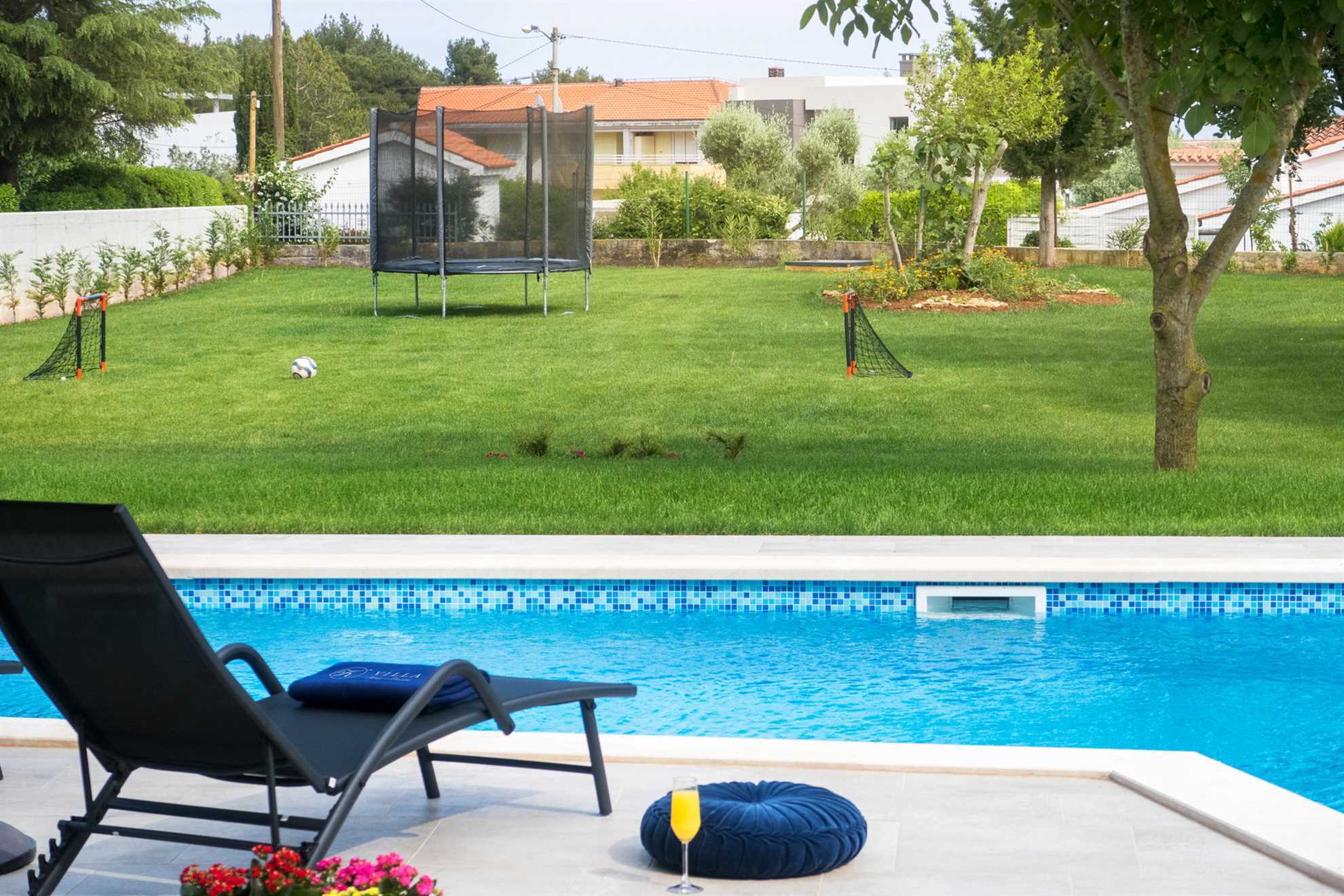 Luxury Villa Costanea with Pool