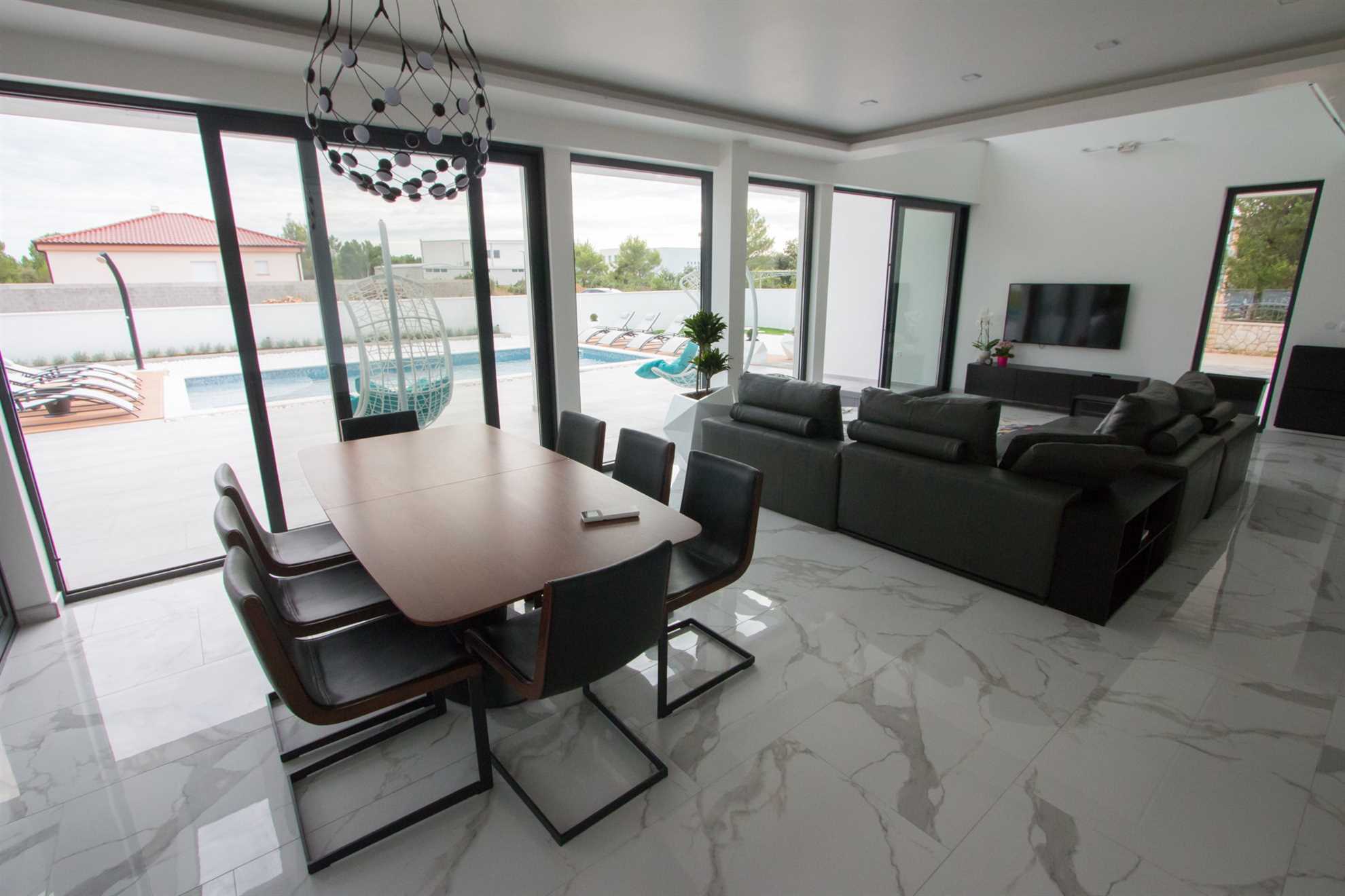 Villa Vagabundo with Pool