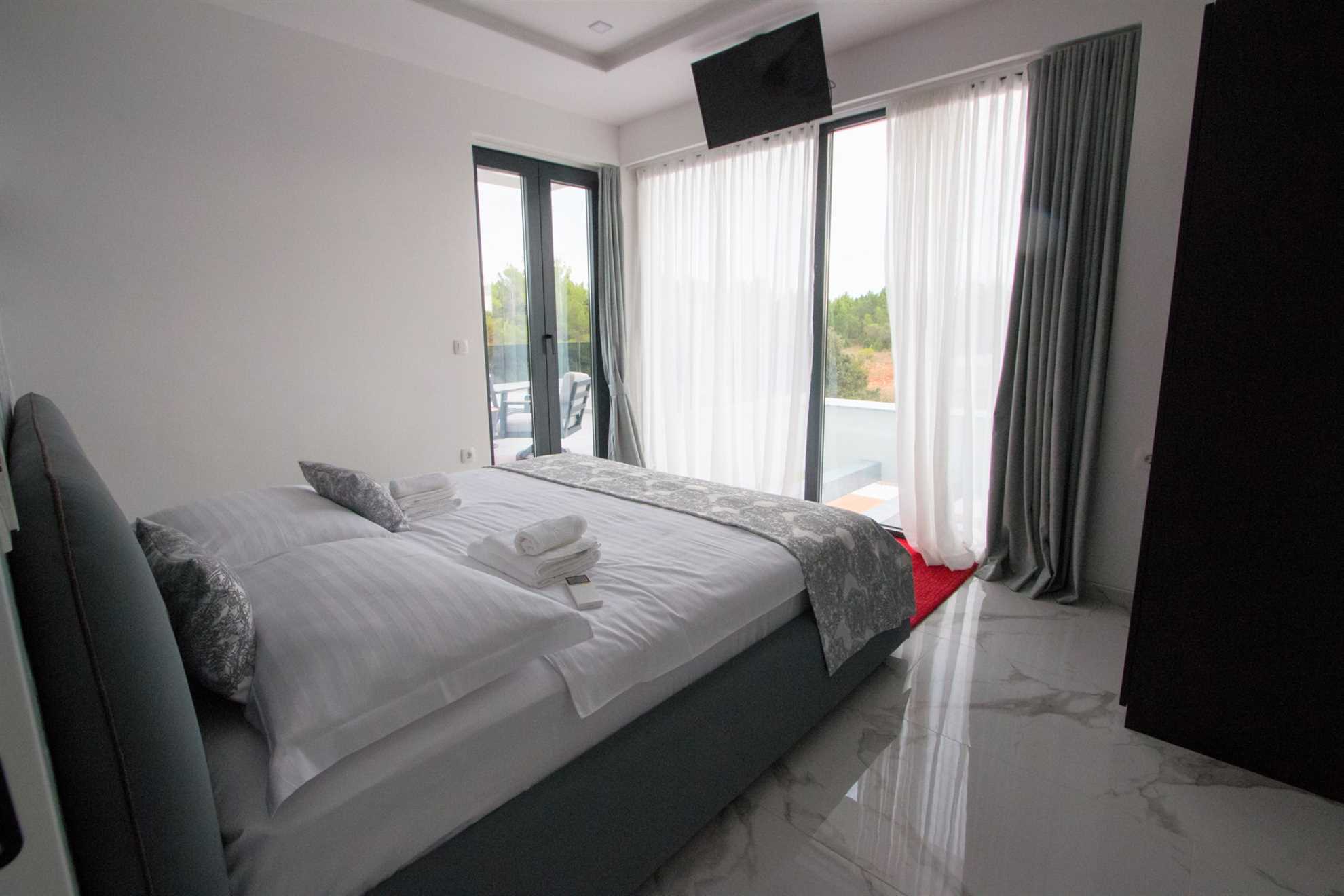 Villa Vagabundo with Pool