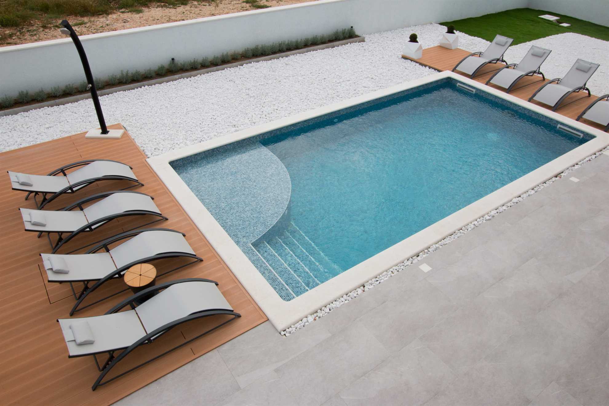 Villa Vagabundo with Pool