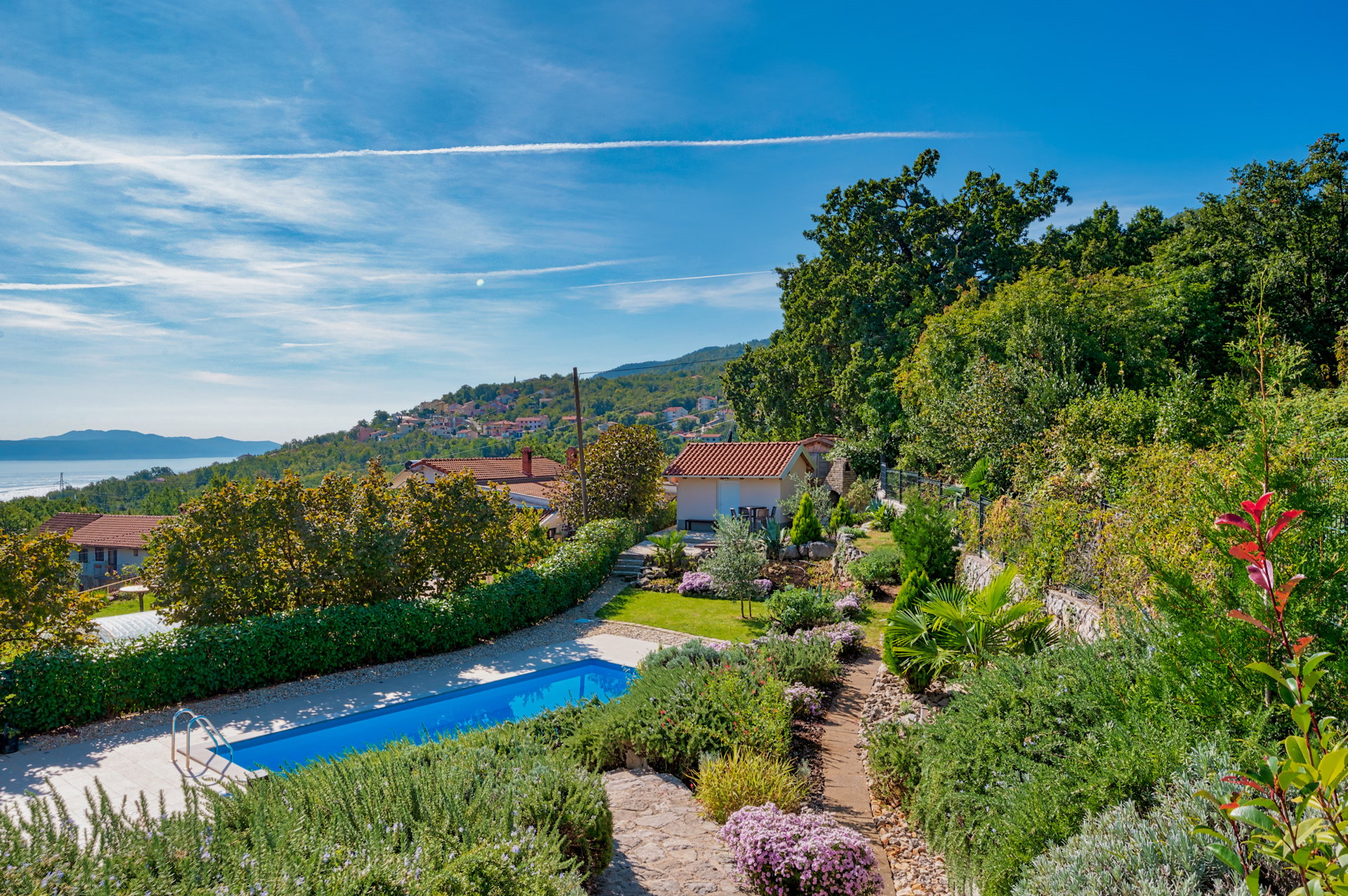Villa Butterfly with Pool
