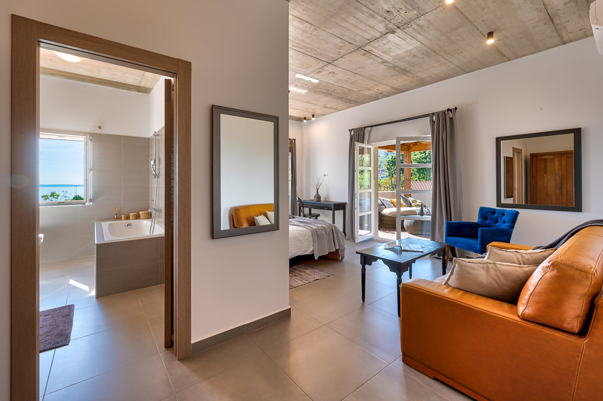 Villa Butterfly with Pool