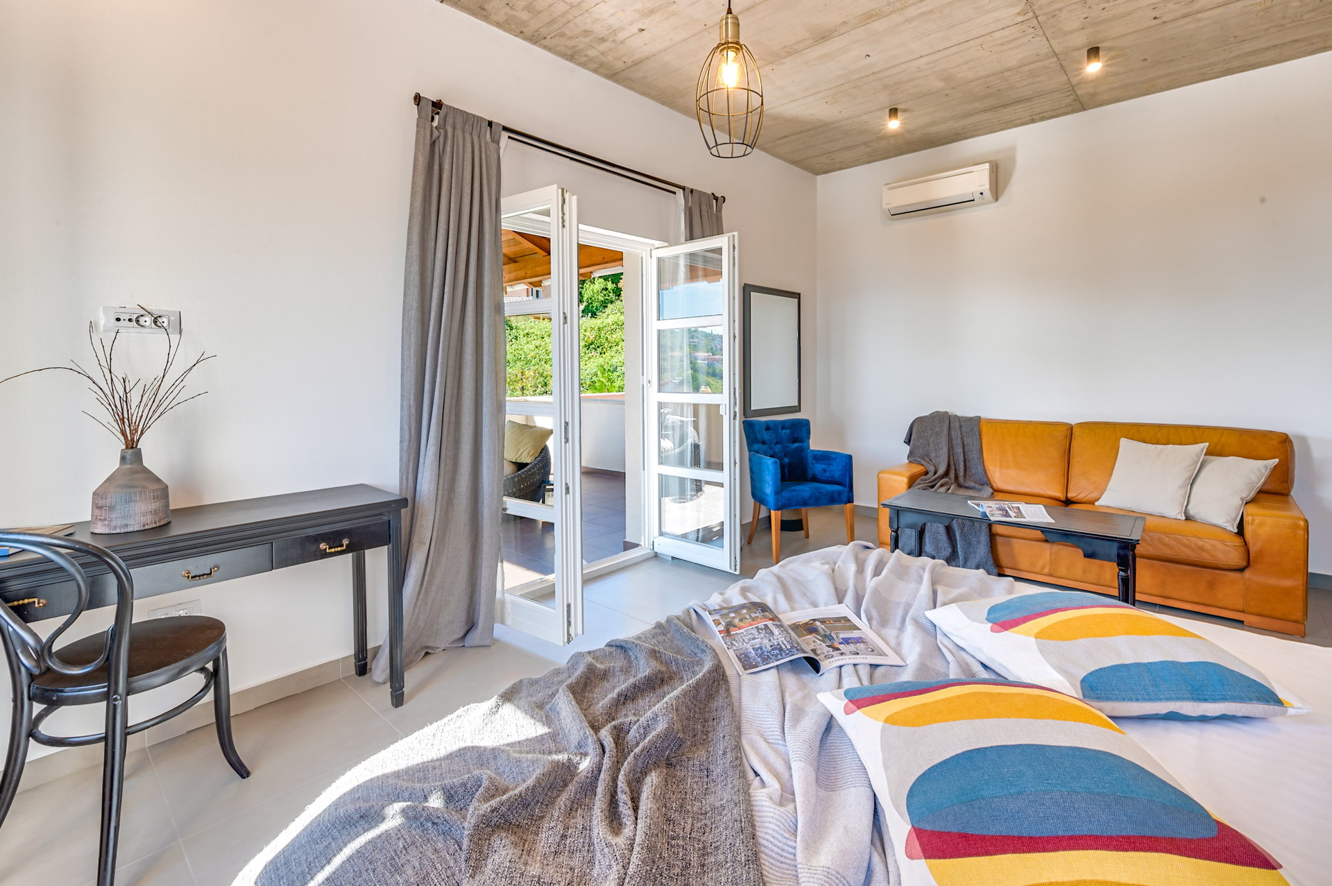 Villa Butterfly with Pool