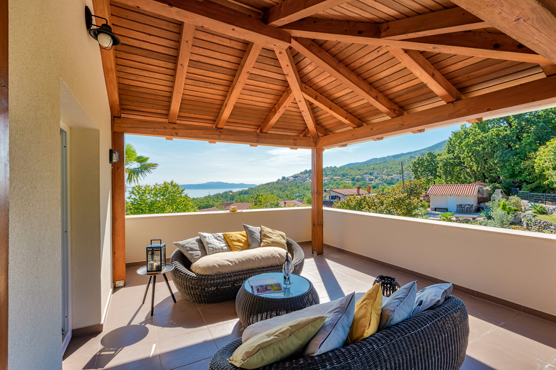 Villa Butterfly with Pool
