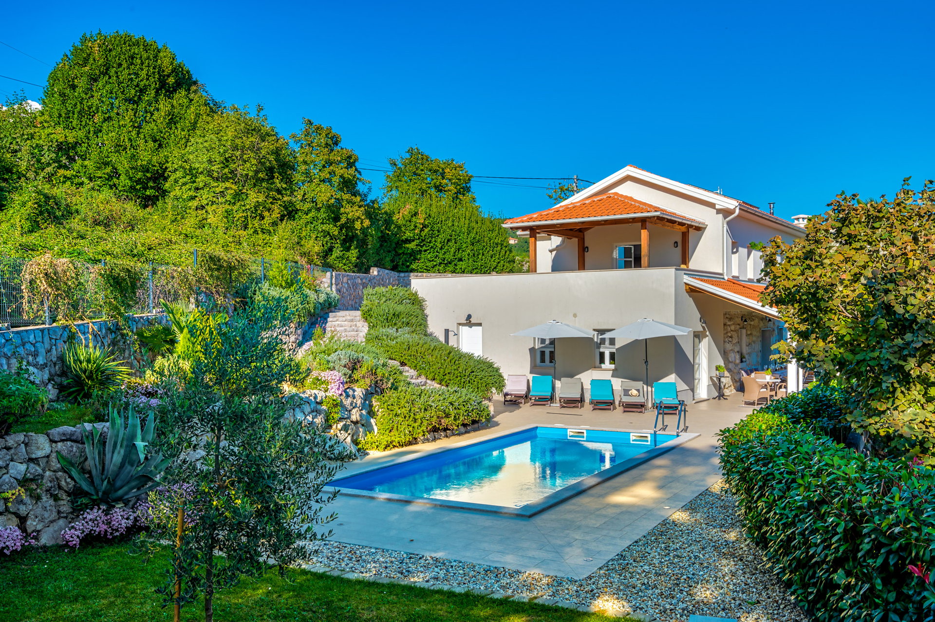 Villa Butterfly with Pool