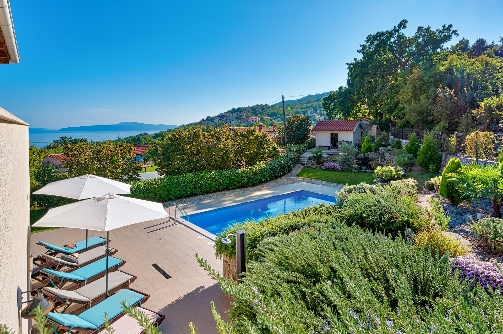 Villa Butterfly with Pool