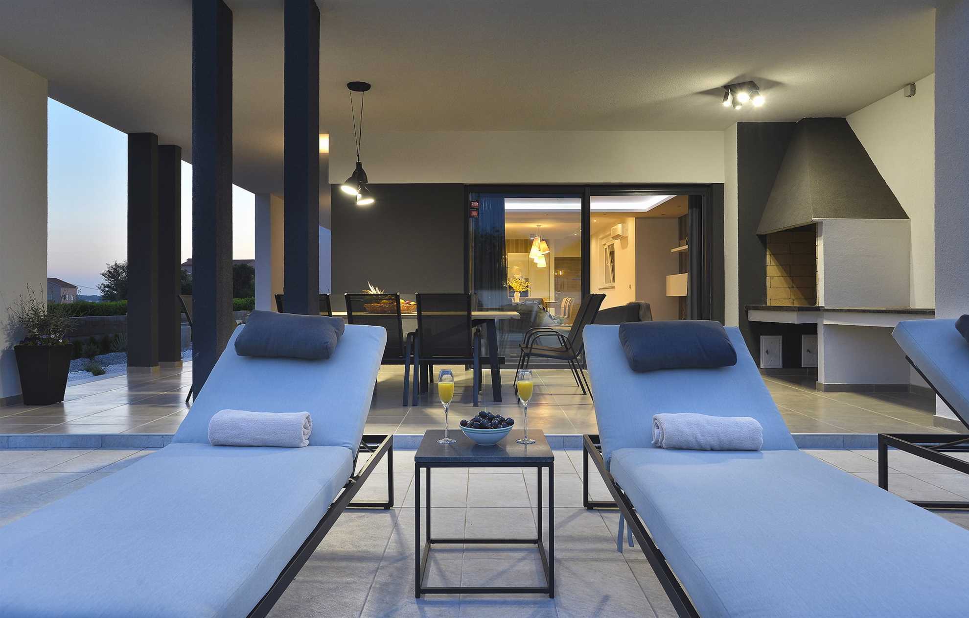 Villa Graziosa with Pool